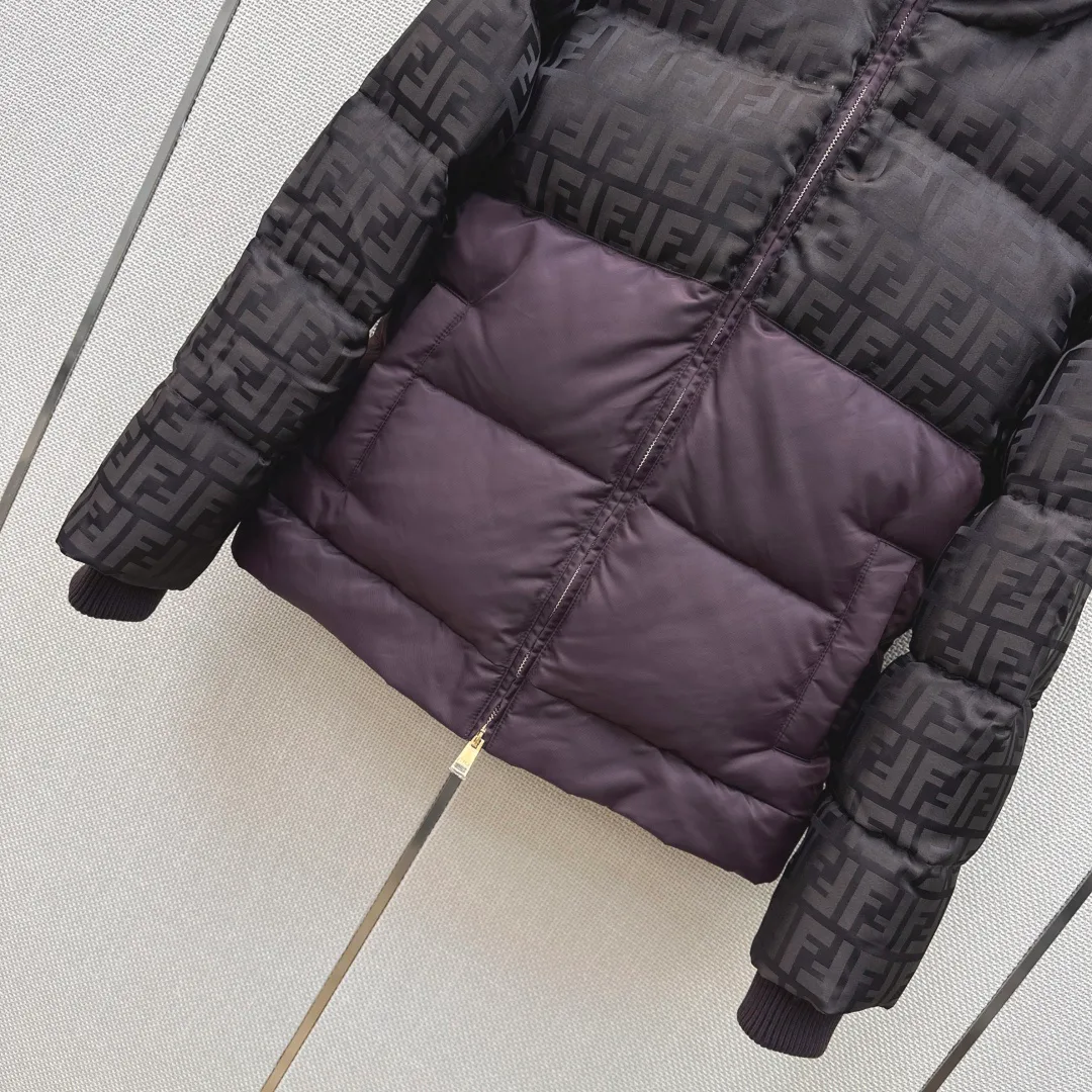 Women's Jackets And Down Jackets FENDI 18279065