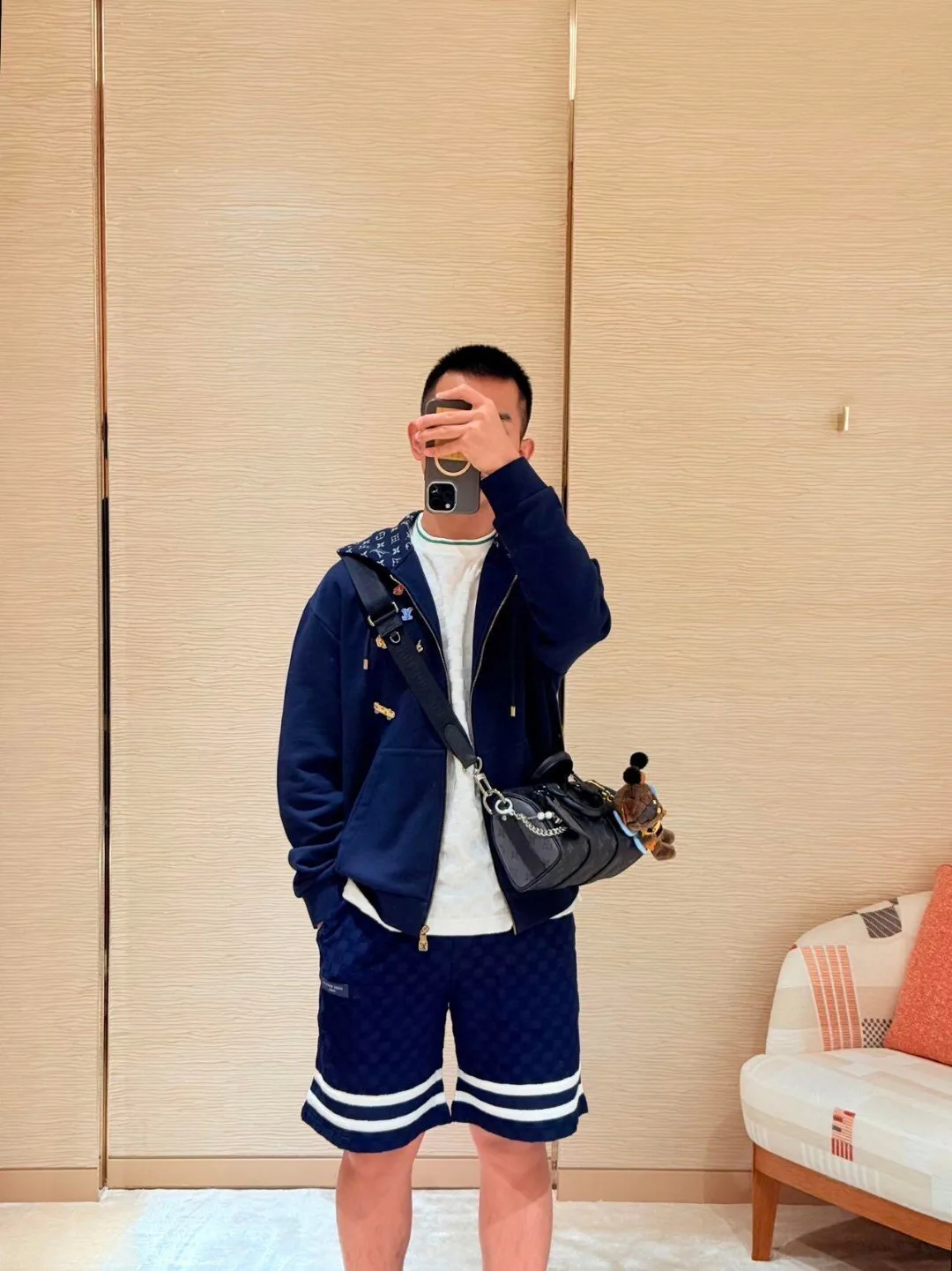 Men's Sweatshirts And Hoodies LOUIS VUITTON 17852634