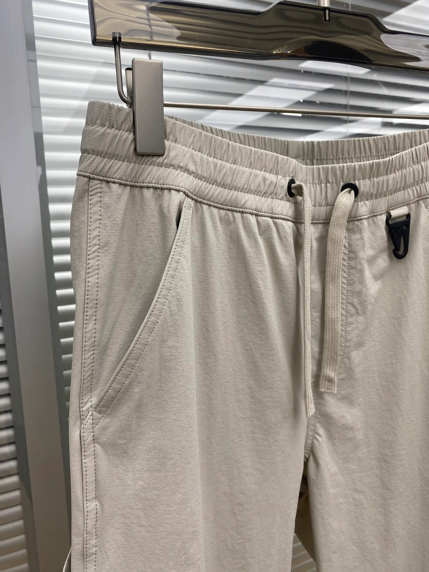 Men's Trousers MONCLER 16839521