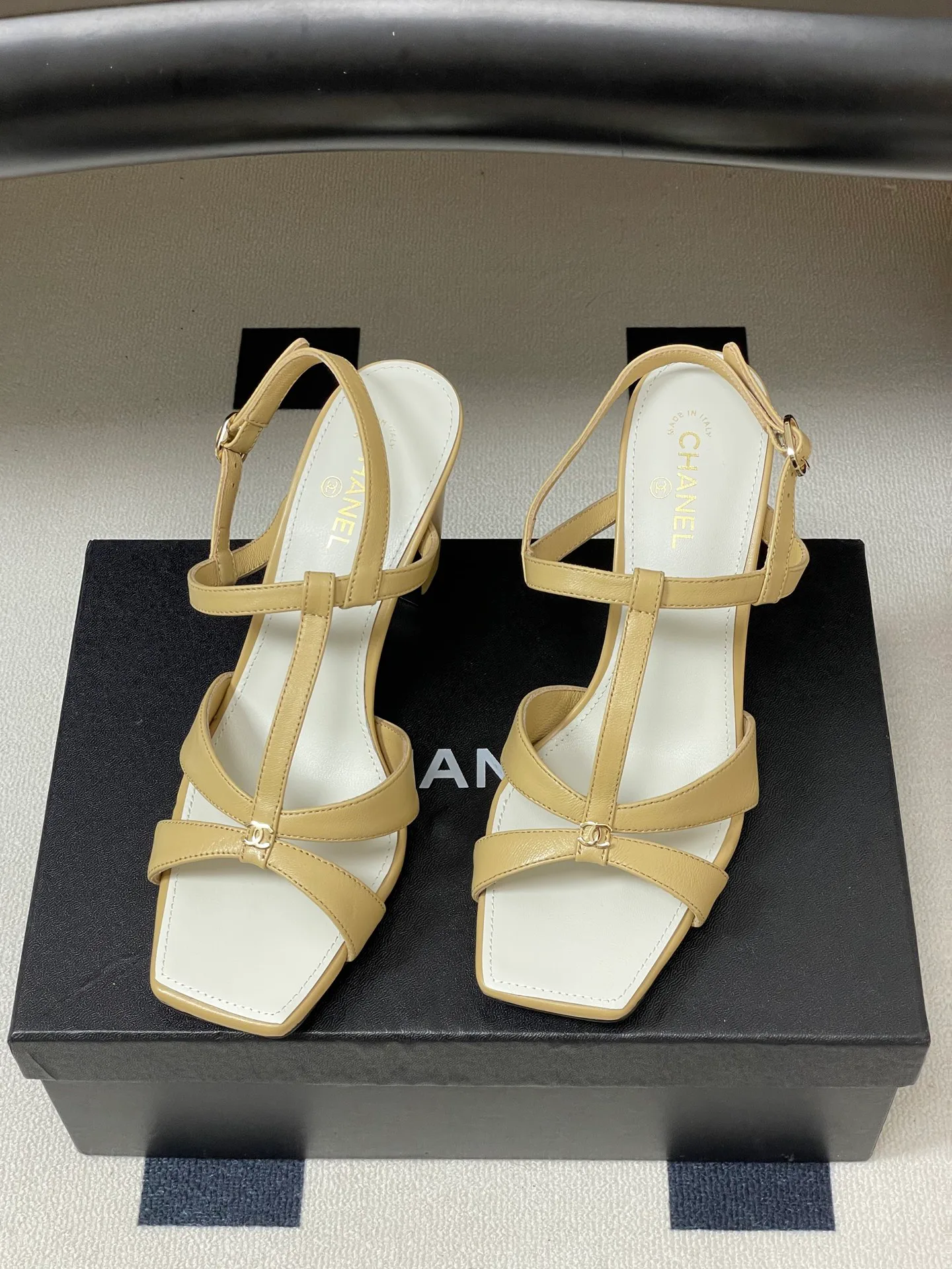 Women's Open-Toe Sandals CHANEL 17302901
