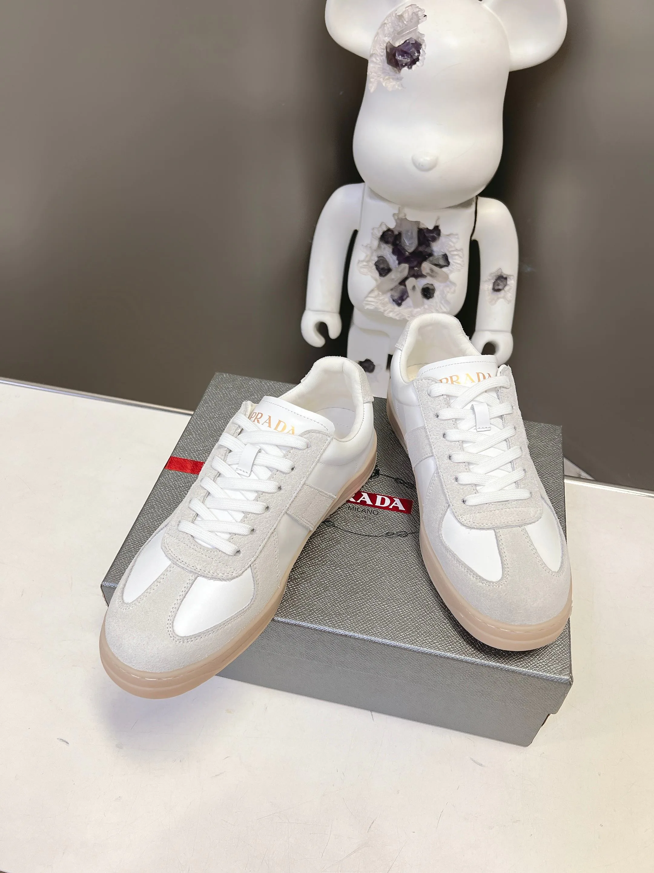 Women's Sneakers PRADA 17803496