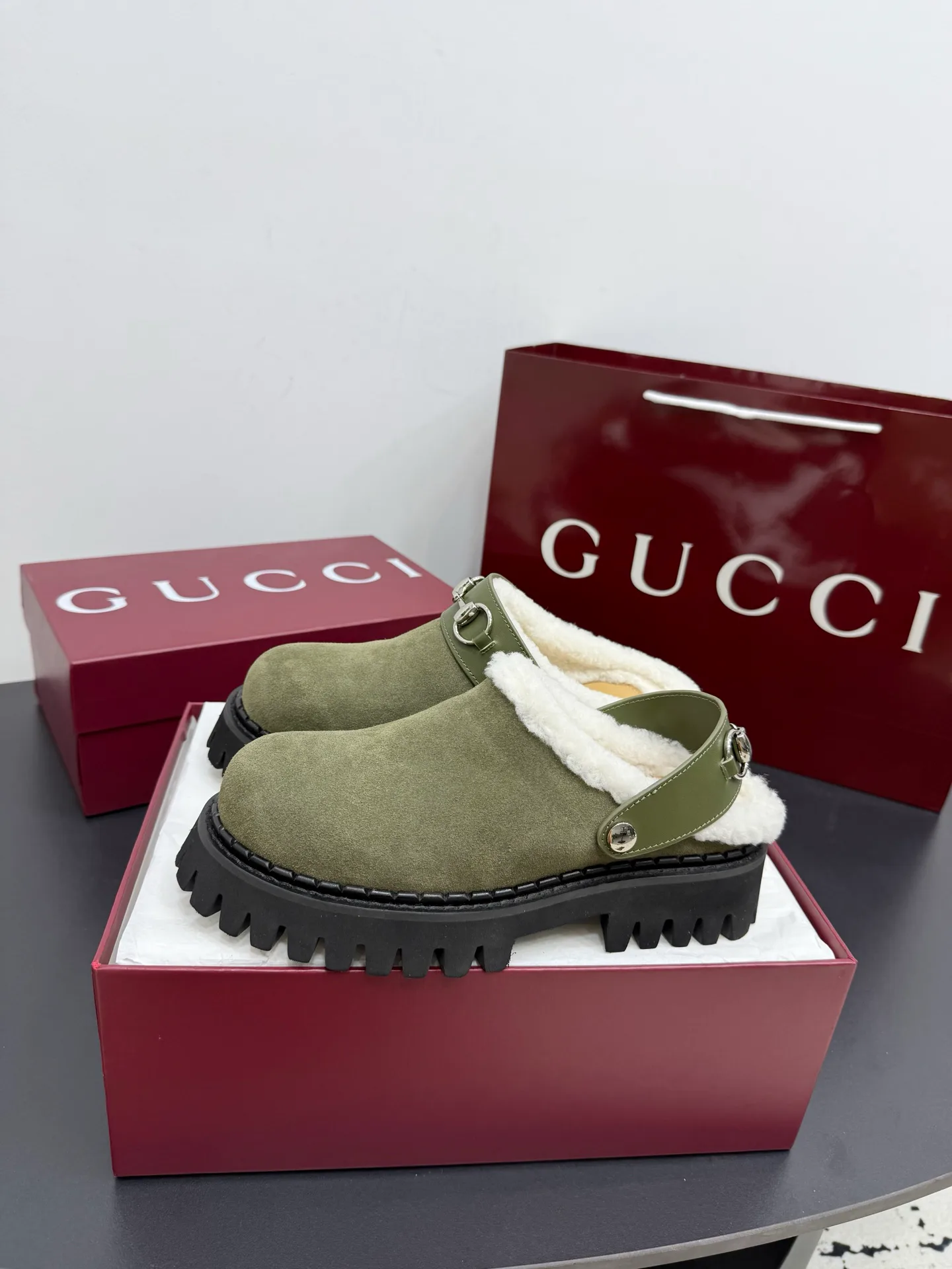 Women's Mules And Clogs GUCCI 18393369