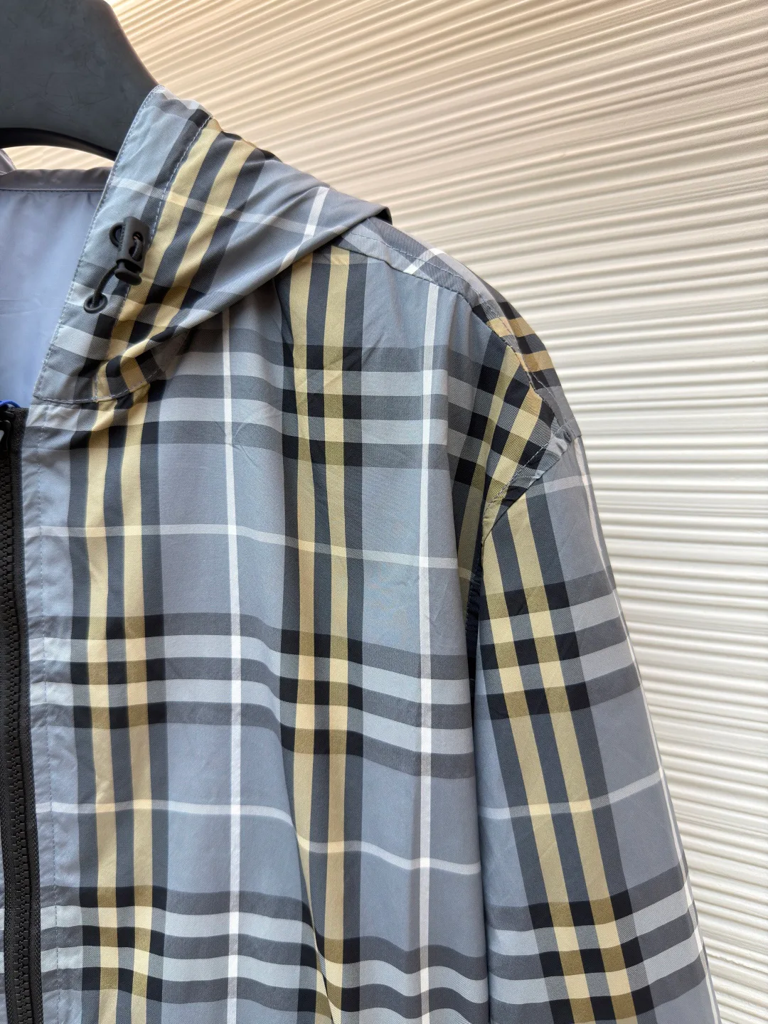 Men's Jackets And Down Jackets BURBERRY 17699415