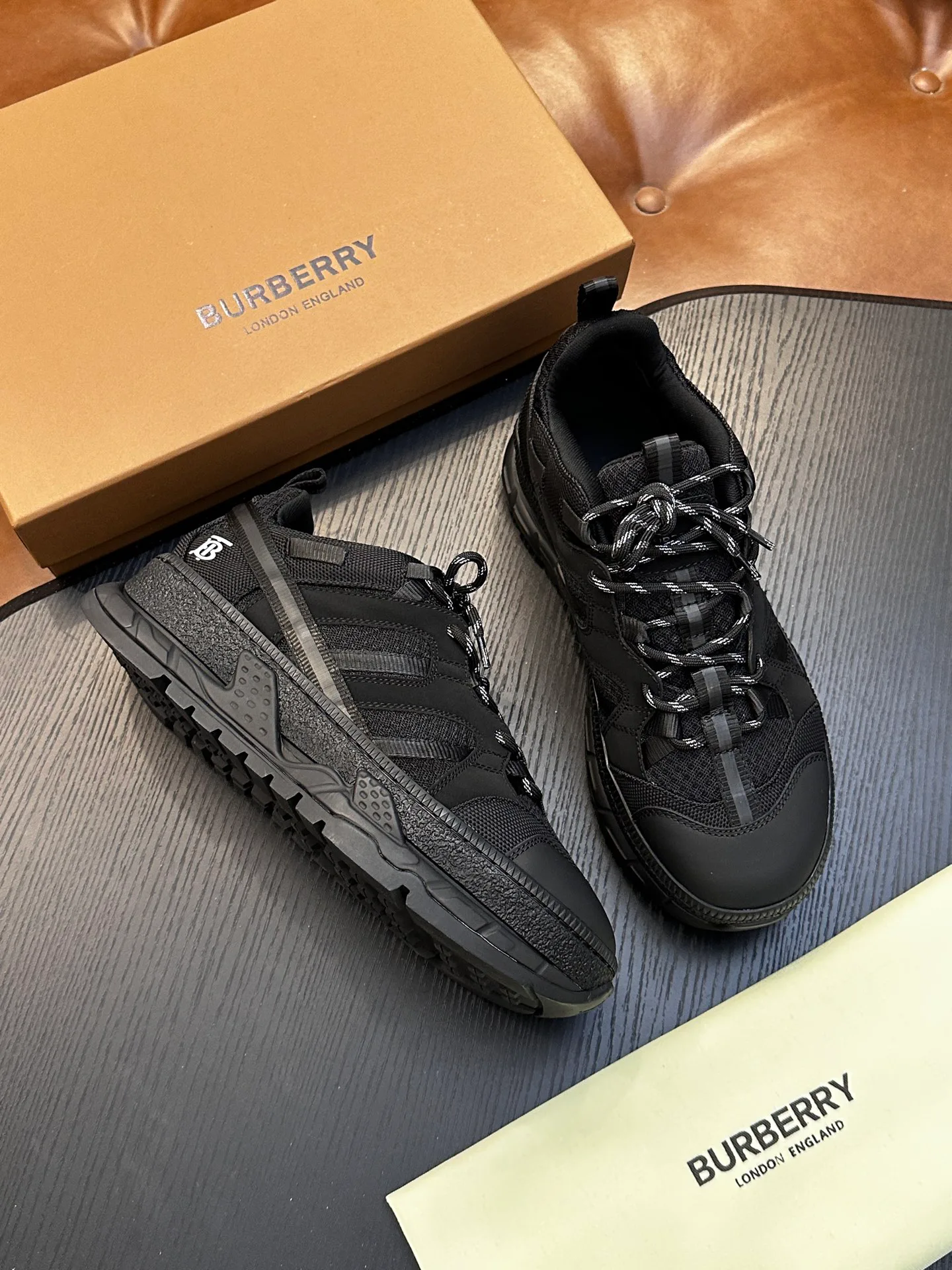 Кроссовки Мужские Burberry 18641819