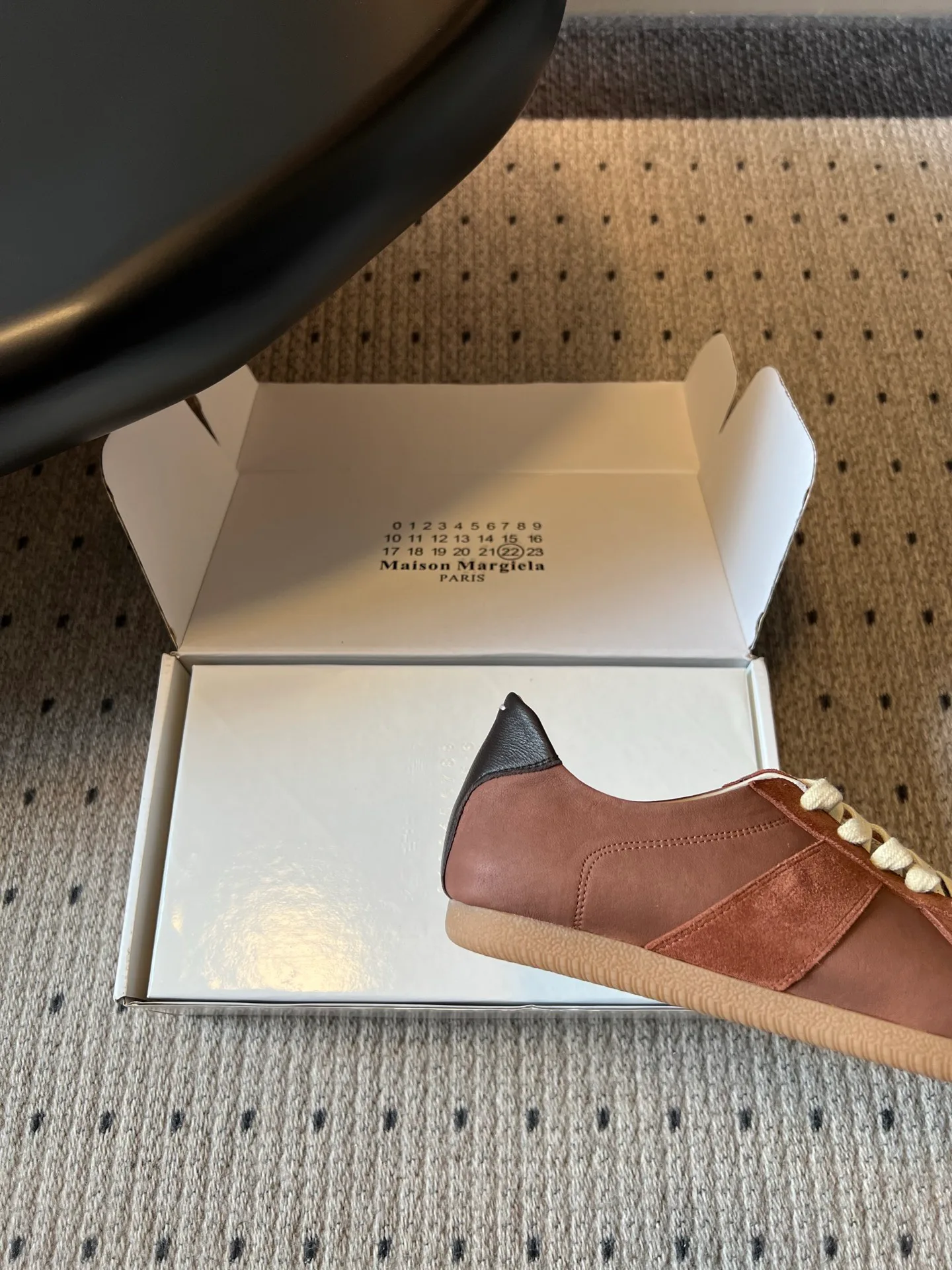 Women's Sneakers MAISON MARGIELA 17310263