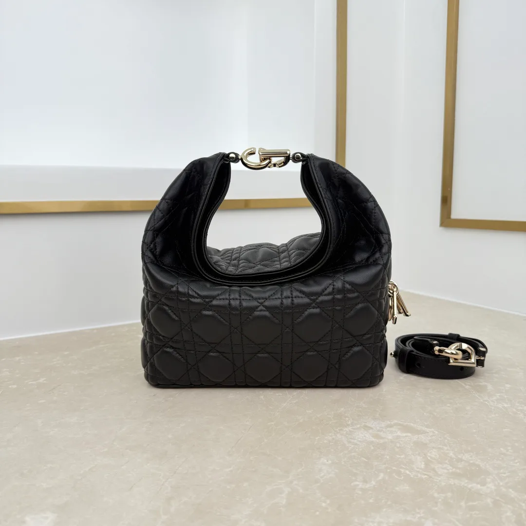 Women's Classic Handbags CHRISTIAN DIOR 18116286