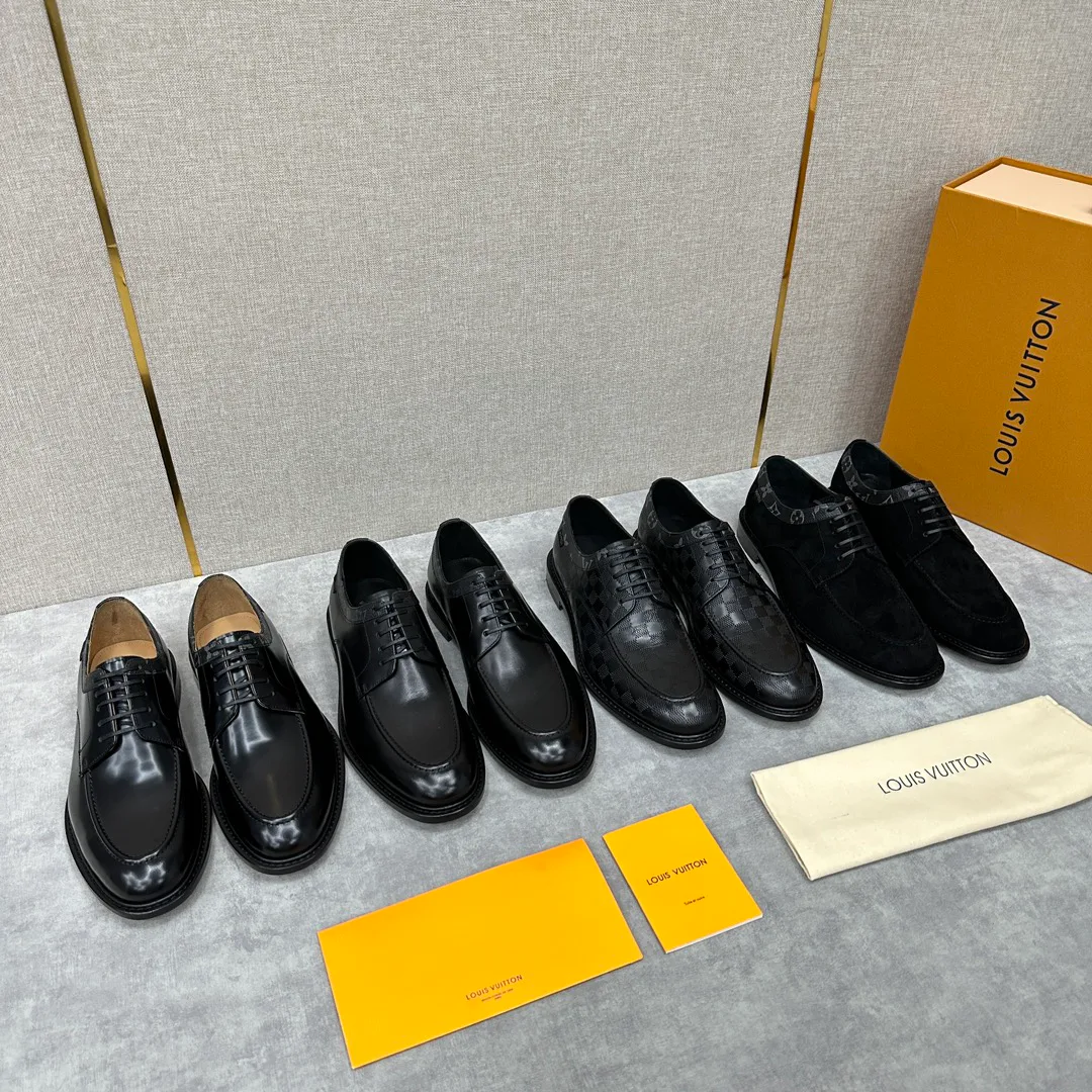 Men's Loafers And Dress Shoes LOUIS VUITTON 18193936