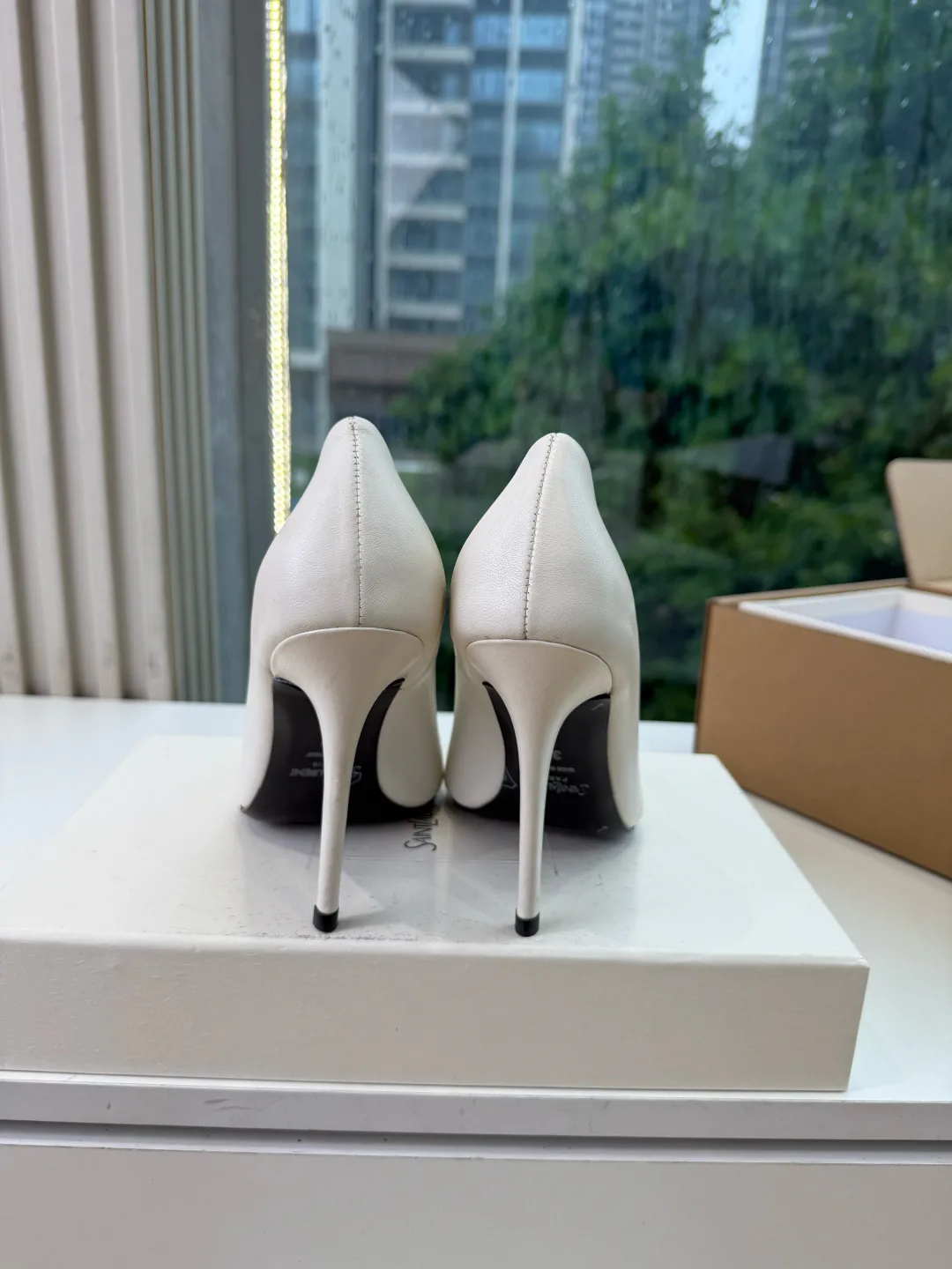 Women's Heels SAINT LAURENT 18104146