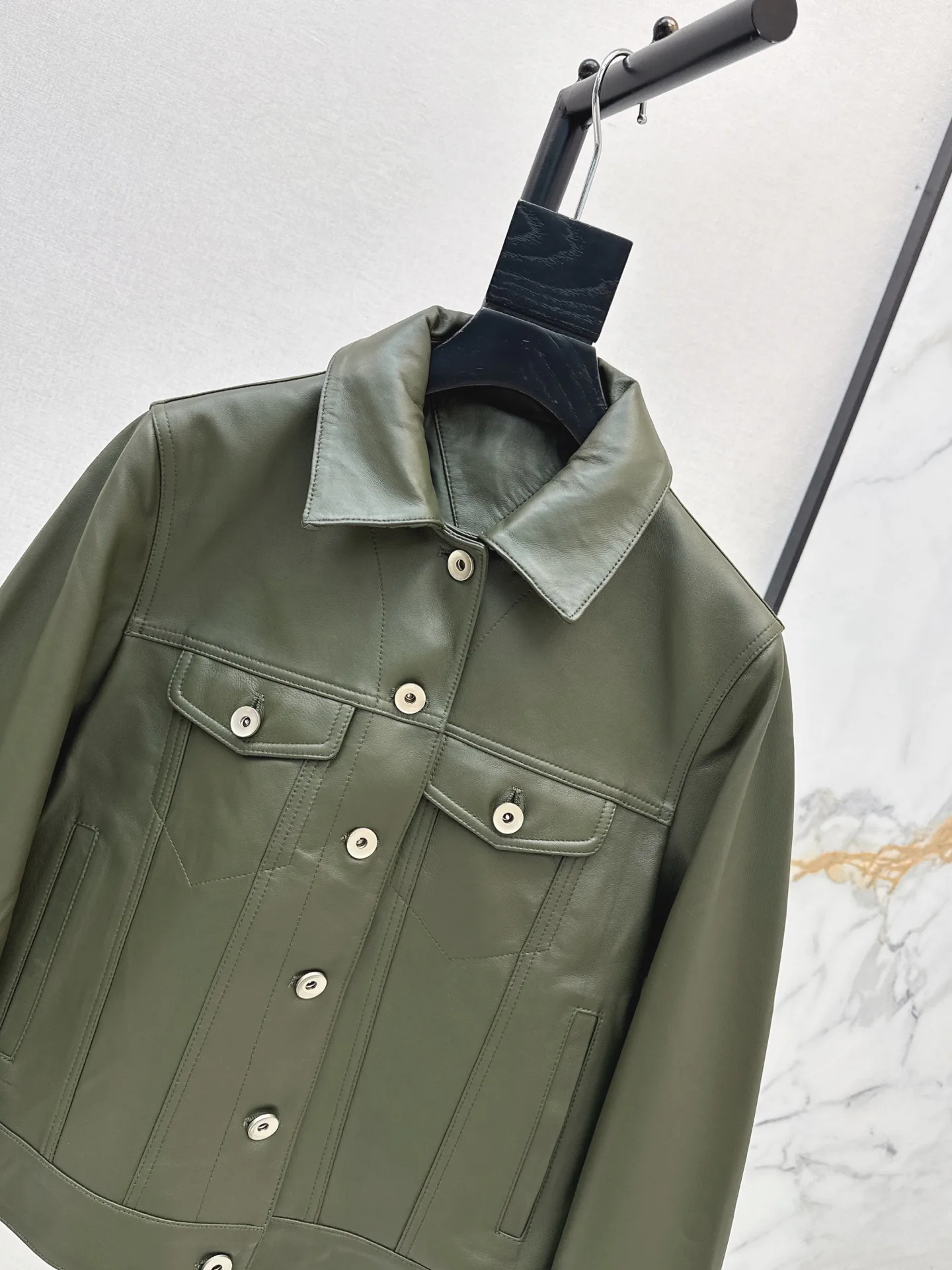 Women's Leather Jackets And Sheepskin Coats BOTTEGA VENETA 18173025