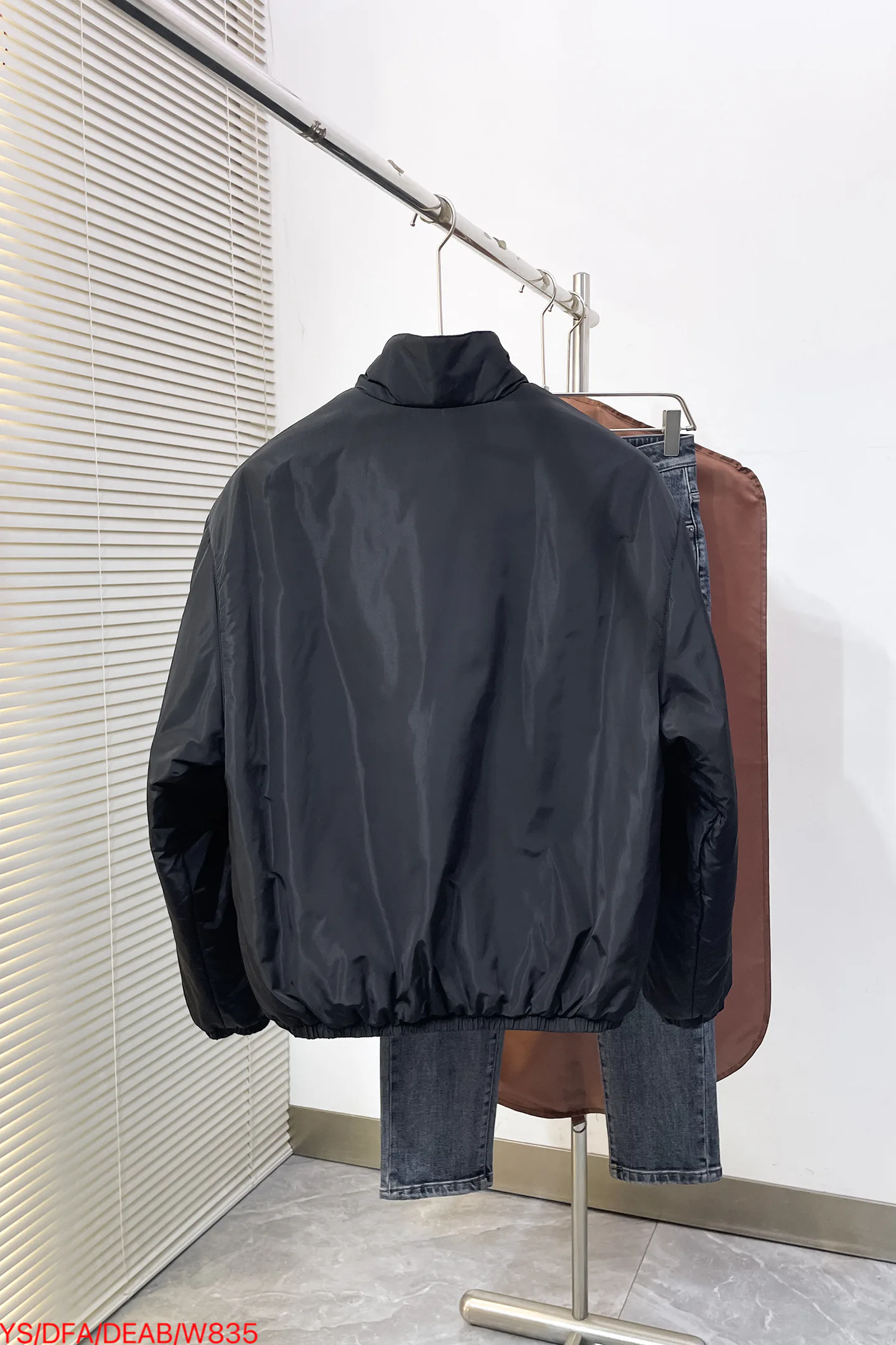 Куртки И Пуховики Мужские Saint Laurent 18645054