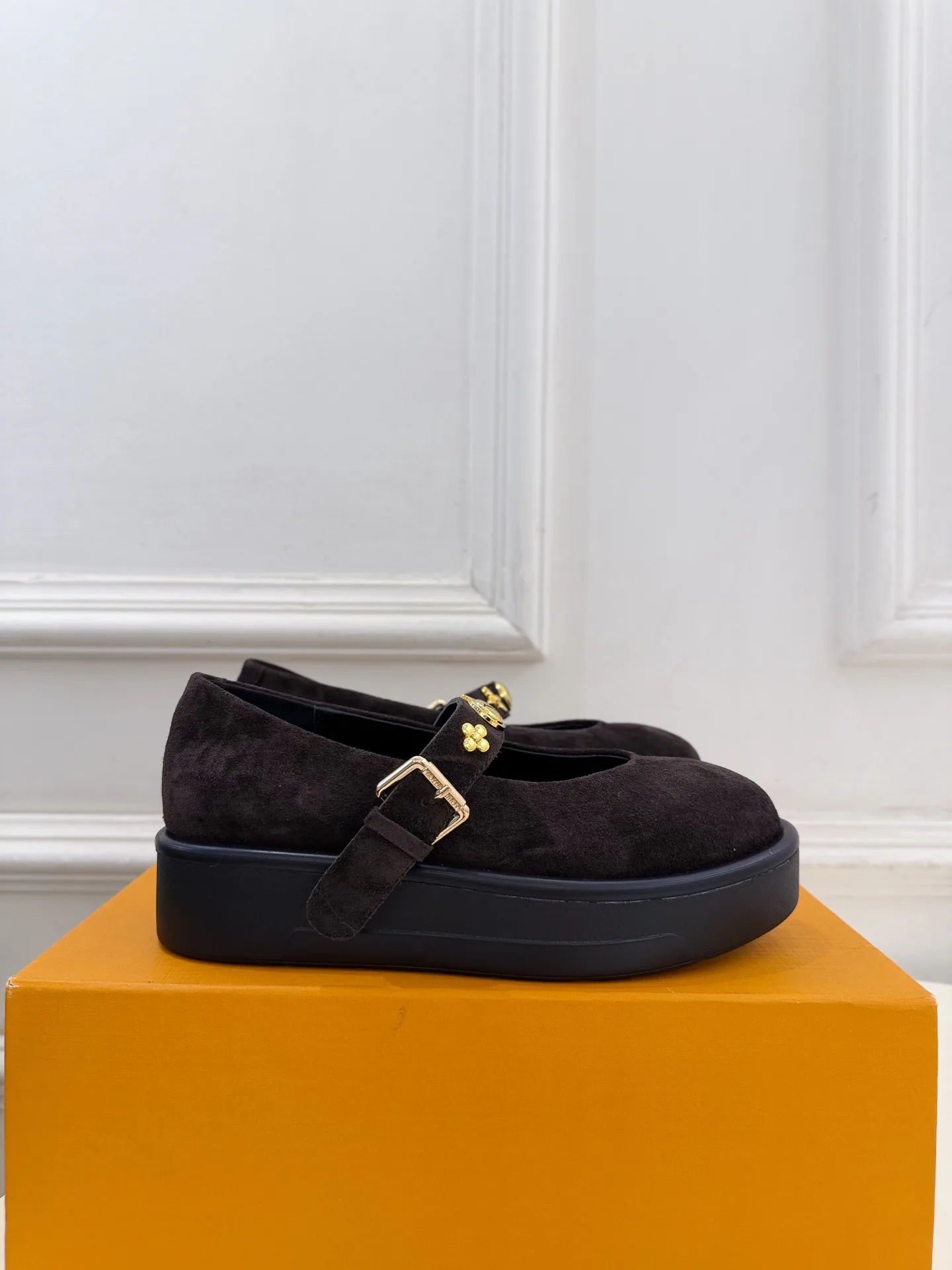 Women's Heels LOUIS VUITTON 18103955