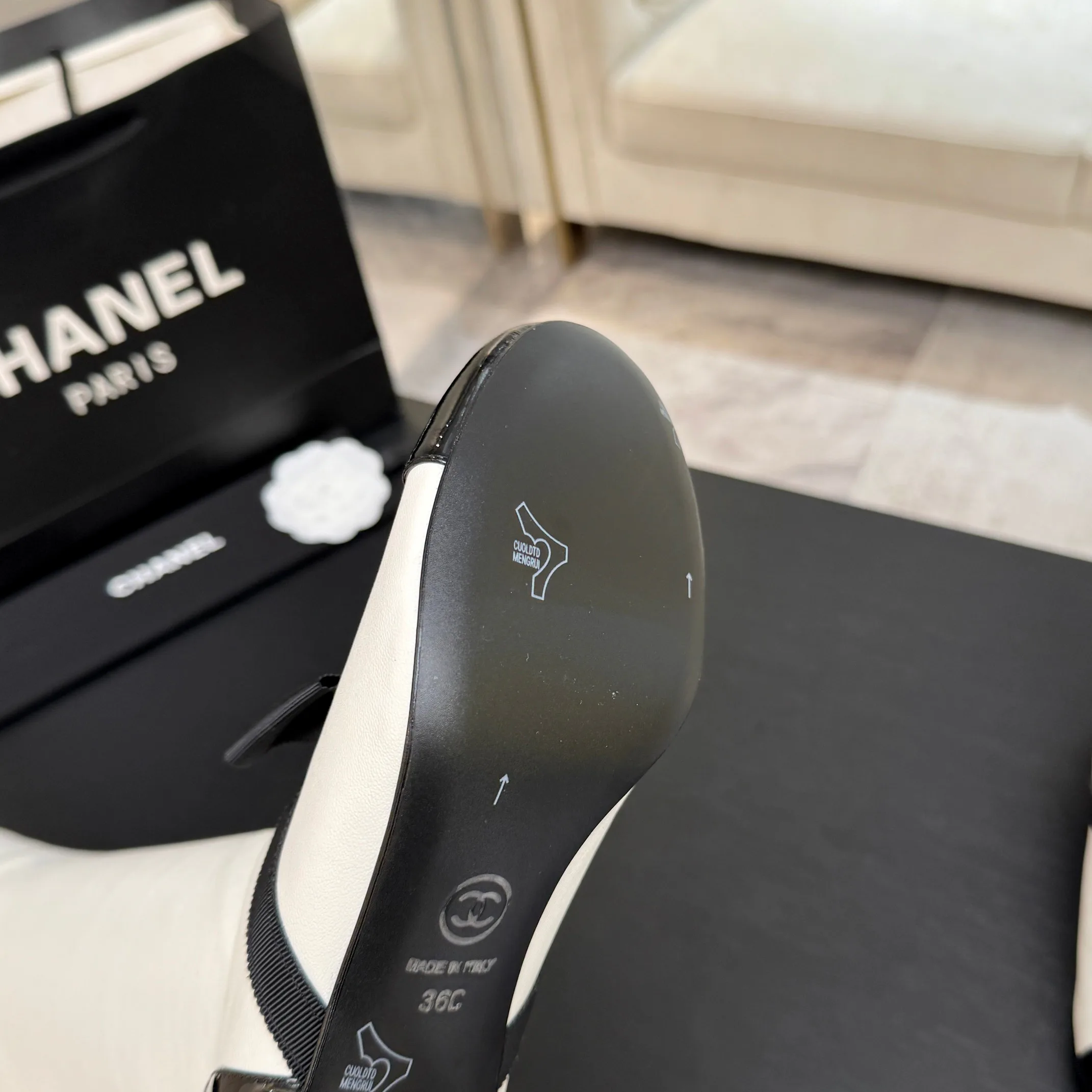 Women's Boots CHANEL 18063048
