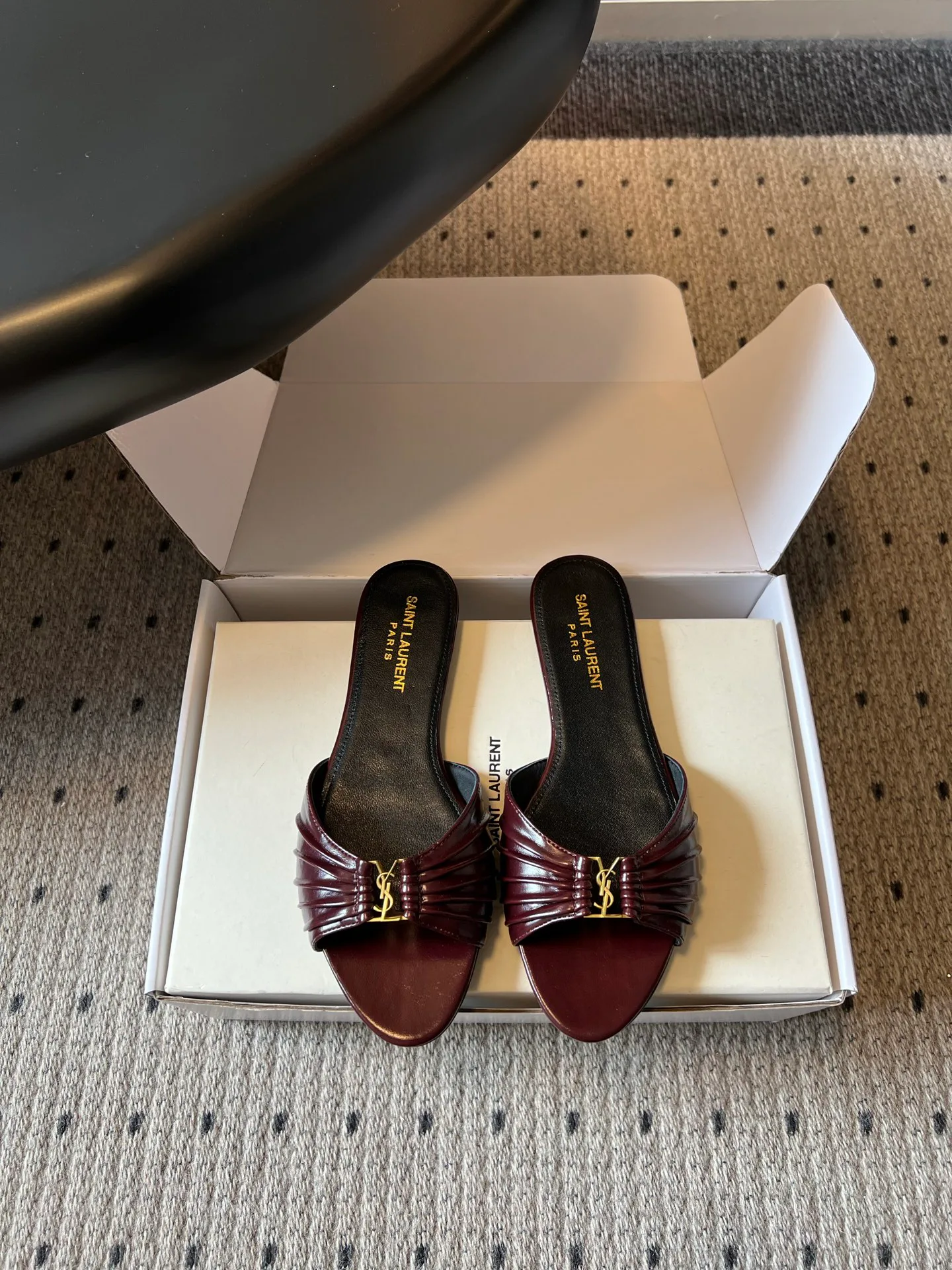 Women's Mules And Clogs SAINT LAURENT 17632137