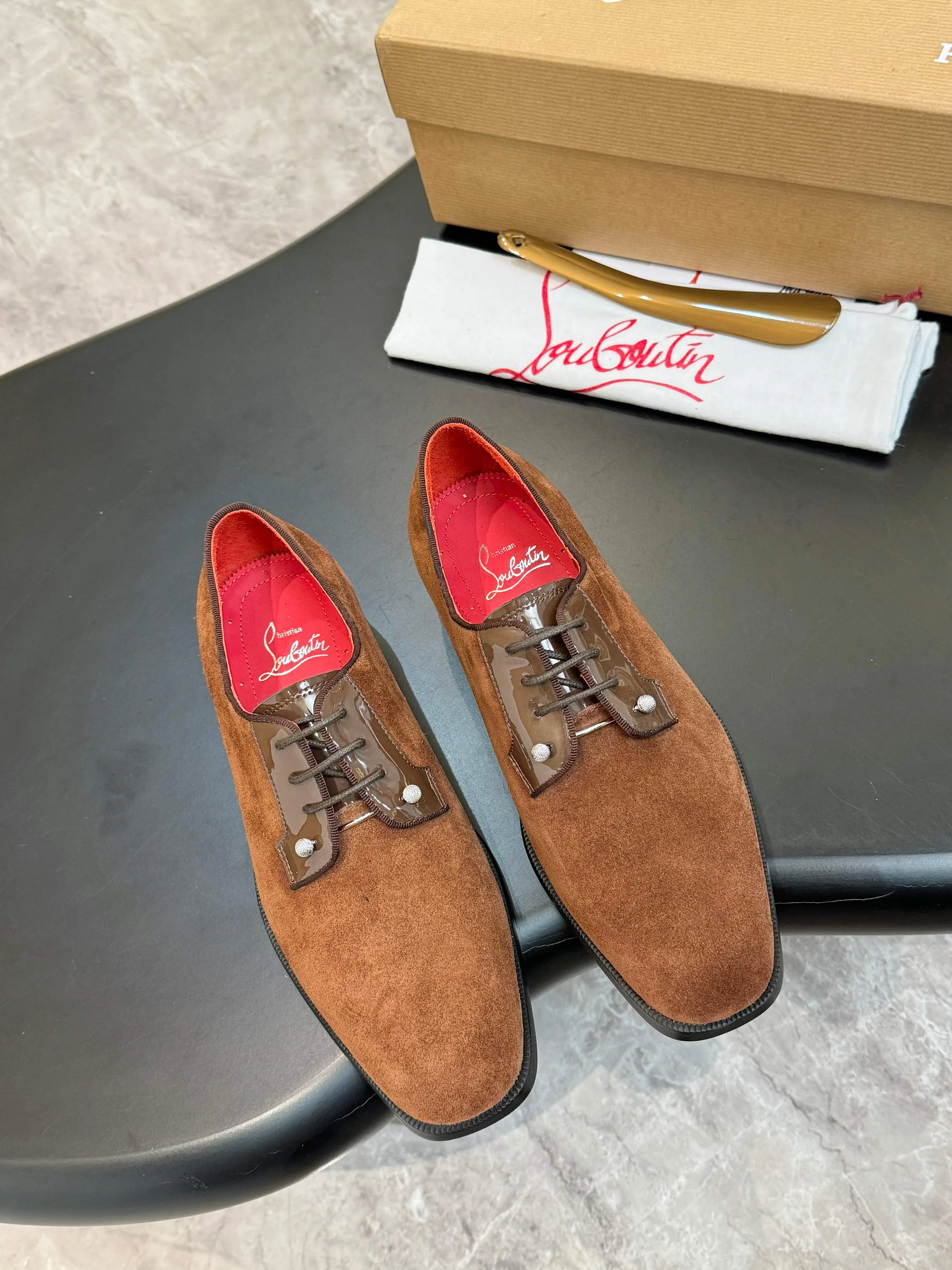 Men's Loafers And Dress Shoes CHRISTIAN LOUBOUTIN 18119105