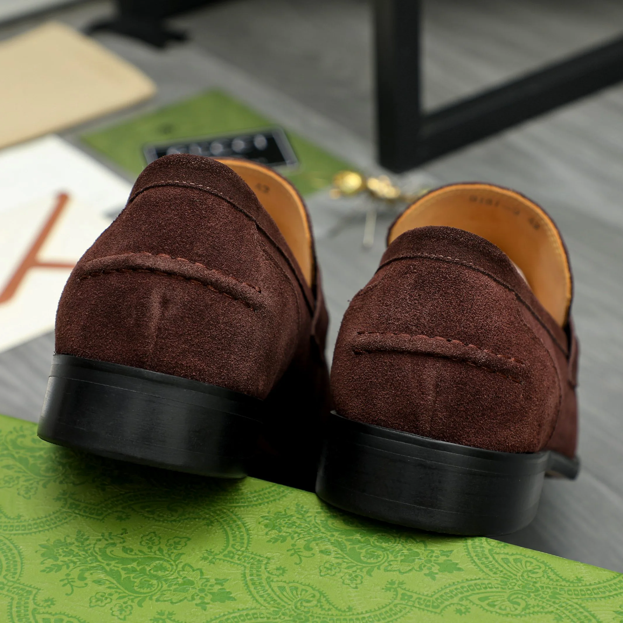 Men's Loafers And Dress Shoes GUCCI 18311601