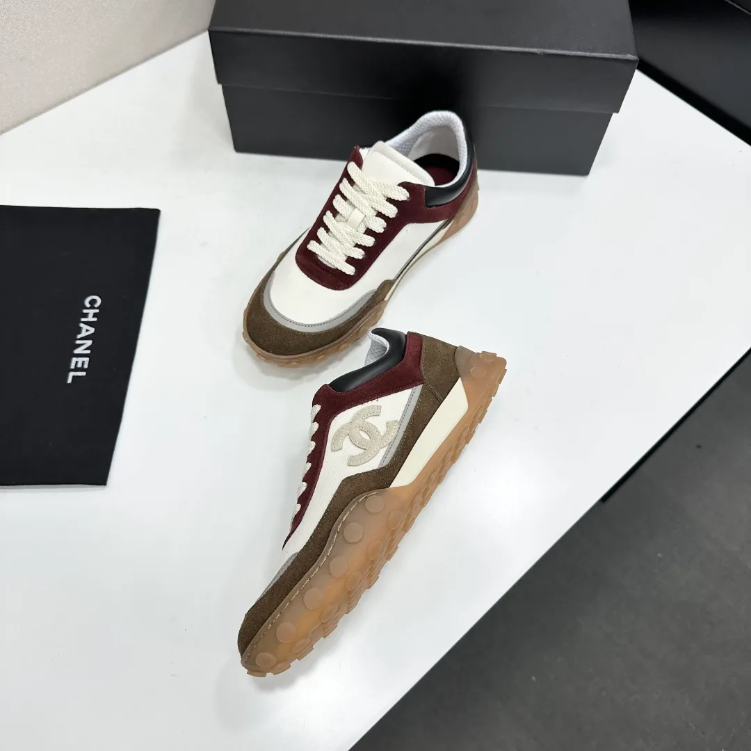 Women's Sneakers CHANEL 18025580