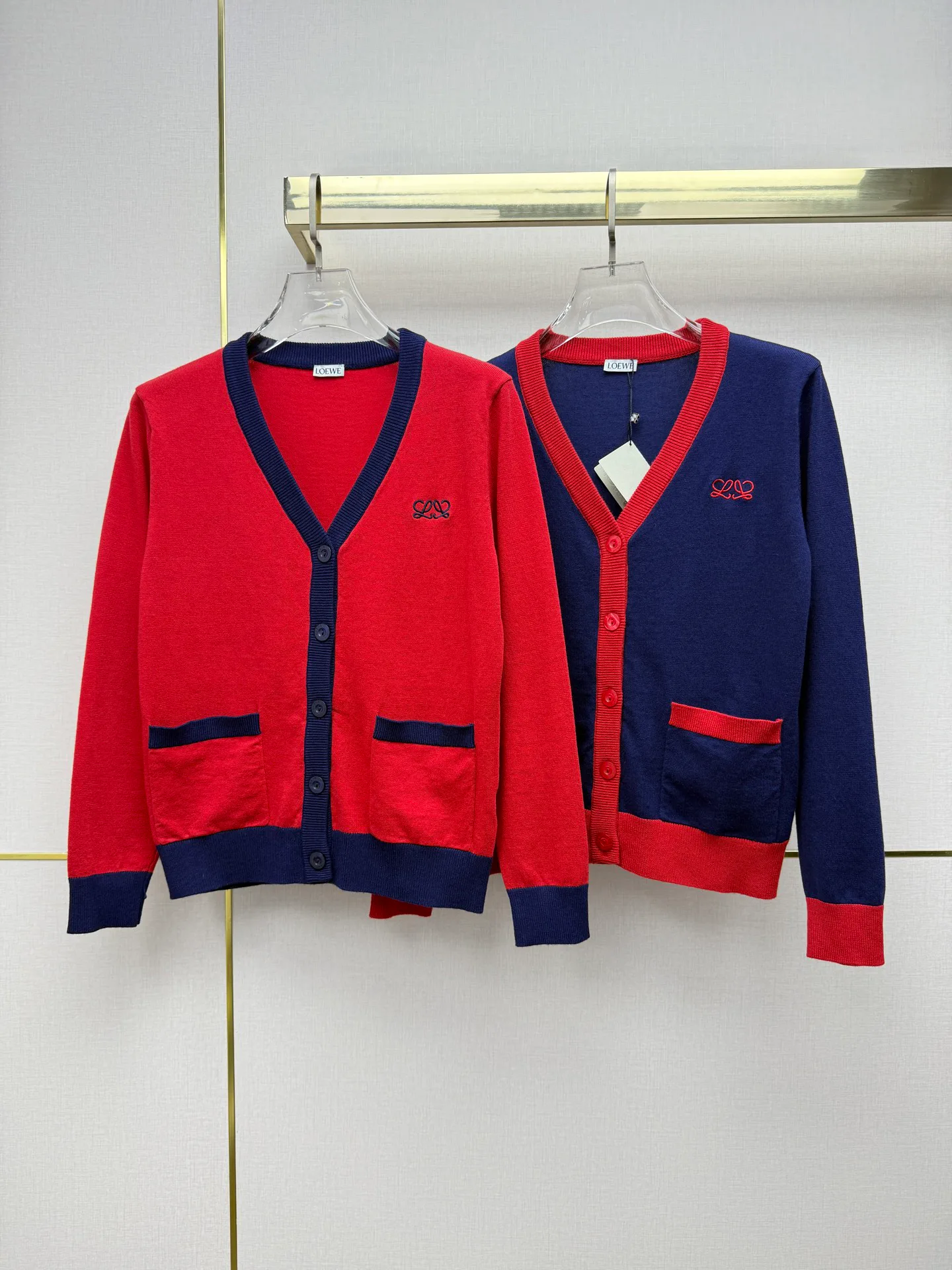 Women's Jumpers And Sweaters LOEWE 18402480