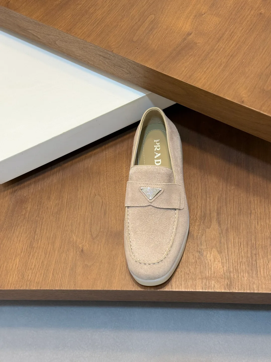 Men's Loafers And Dress Shoes PRADA 18100289