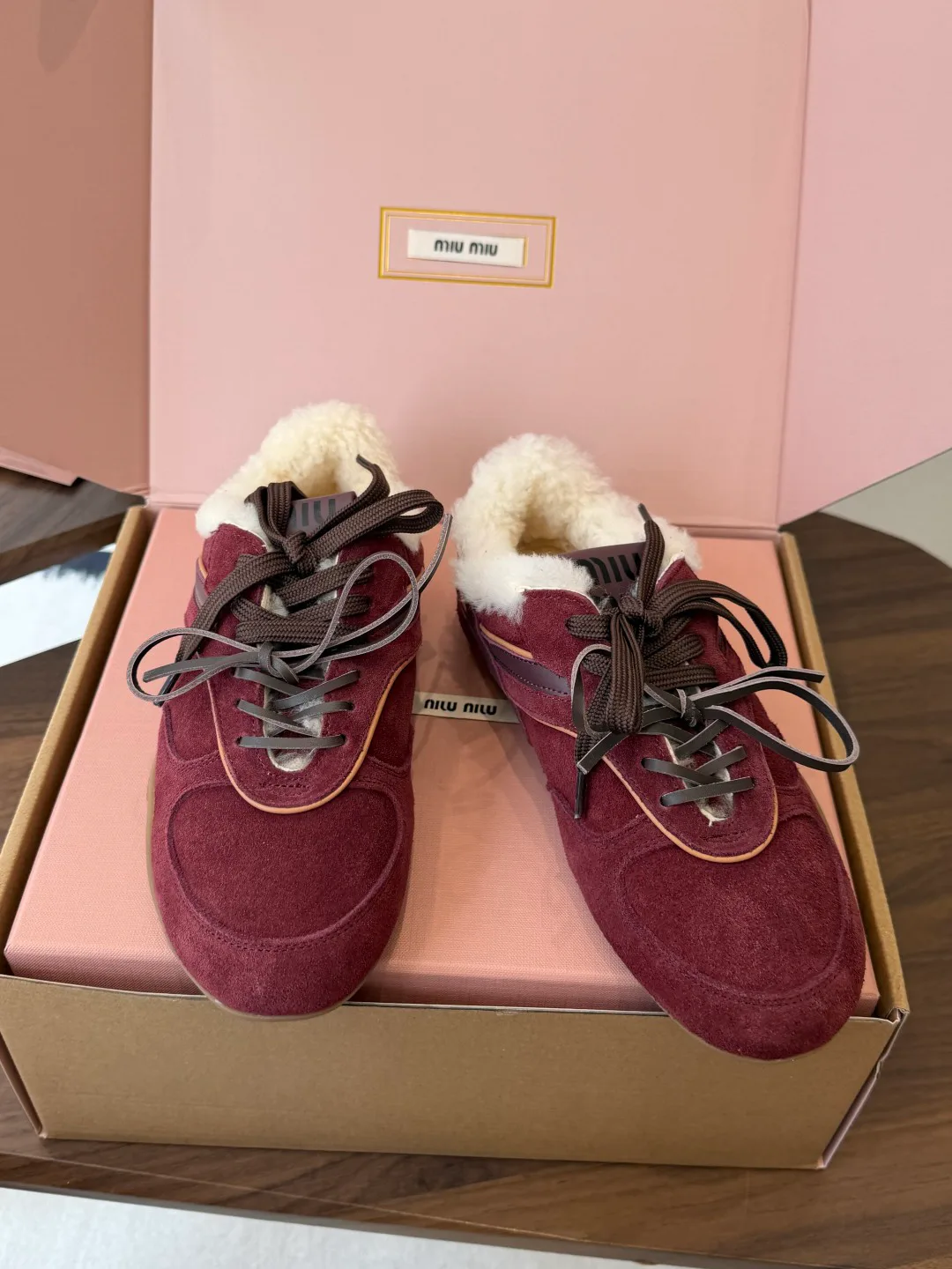 Кроссовки Женские Miu Miu 18687349