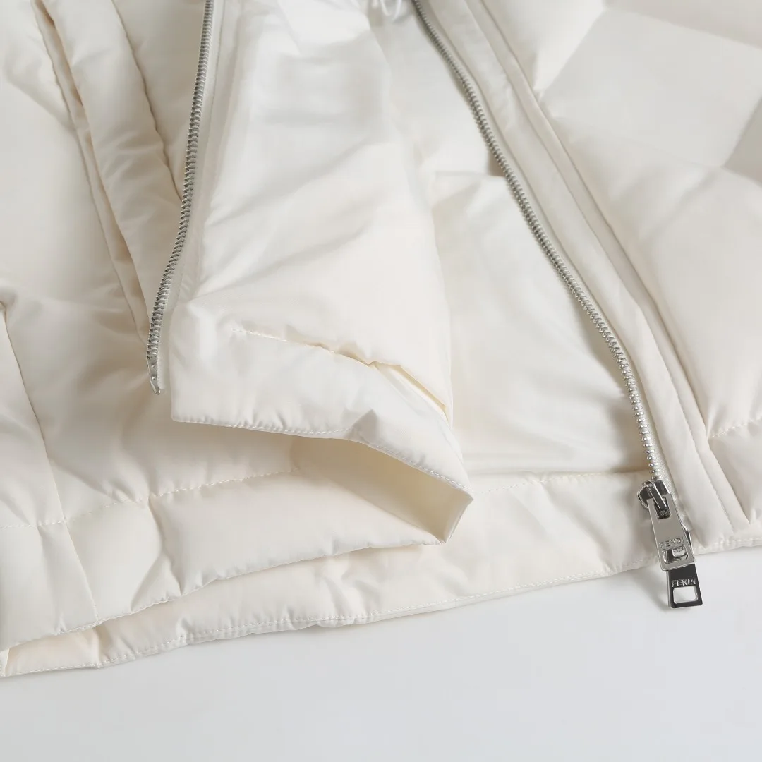 Women's Jackets And Down Jackets FENDI 18048551