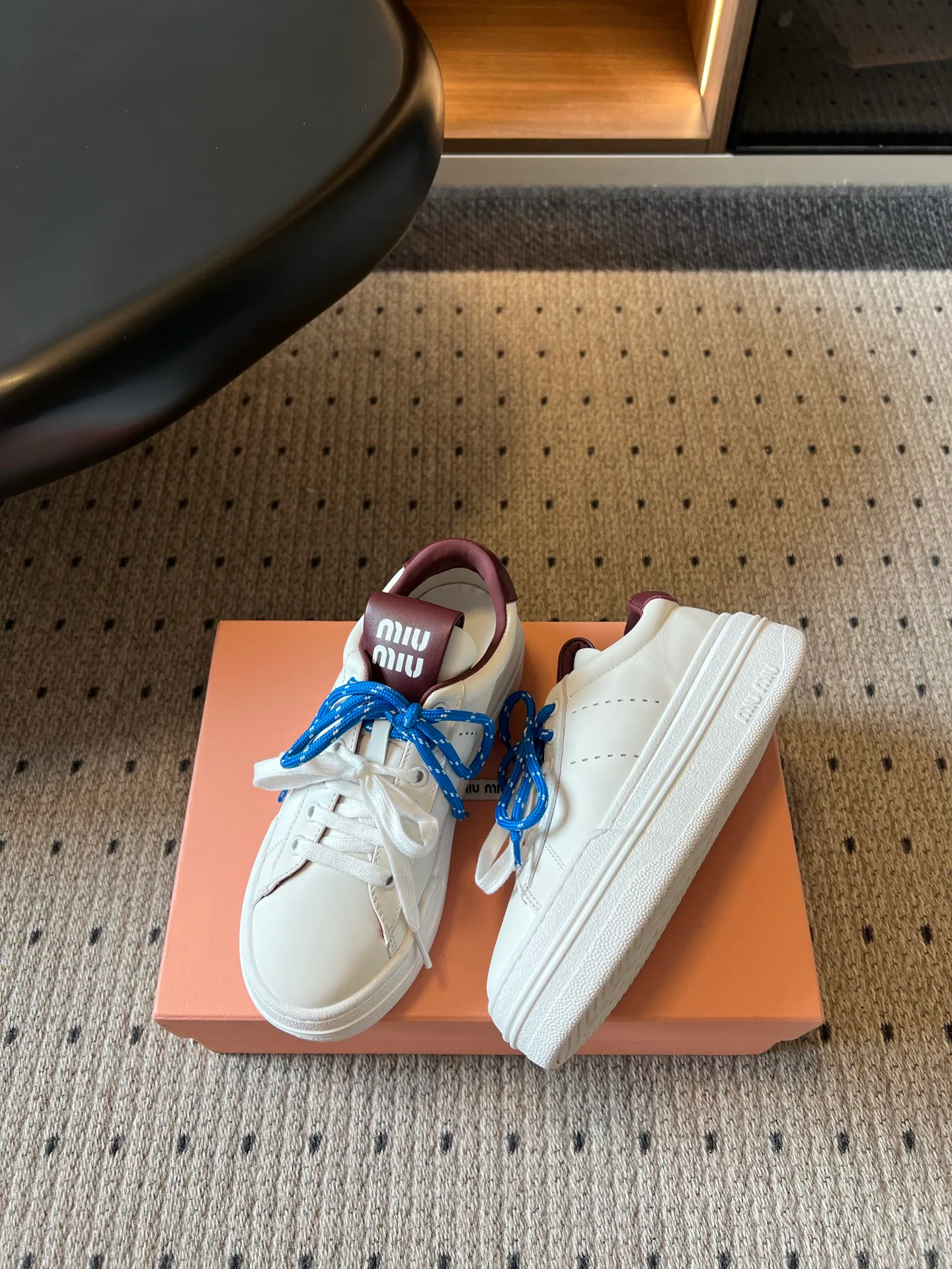 Women's Sneakers MIU MIU 17696136