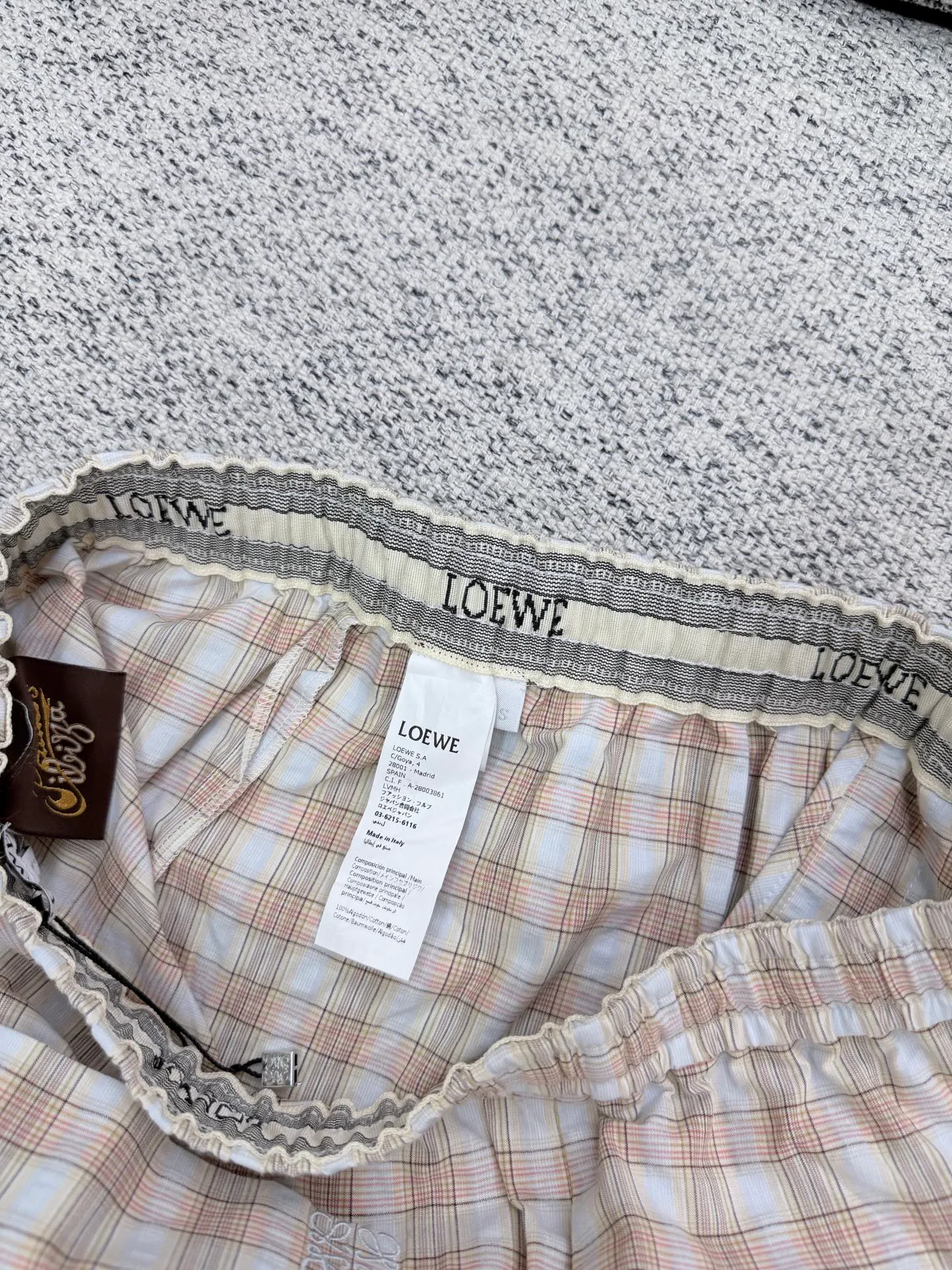 Men's Shorts LOEWE 18074068