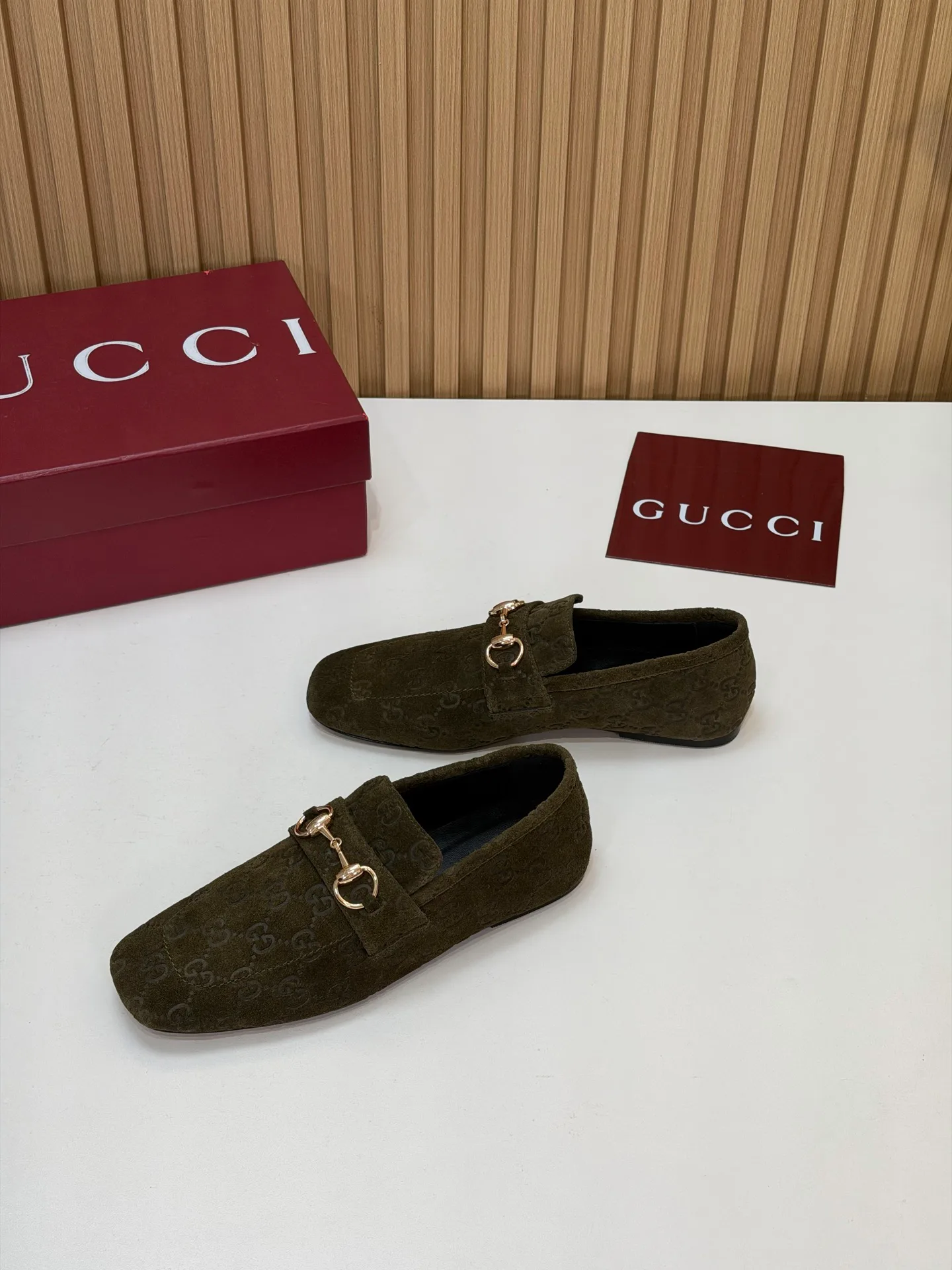 Women's Loafers And Moccasins GUCCI 18083809