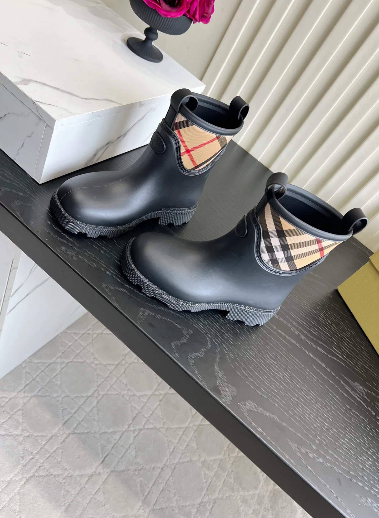 Women's Boots BURBERRY 18170854
