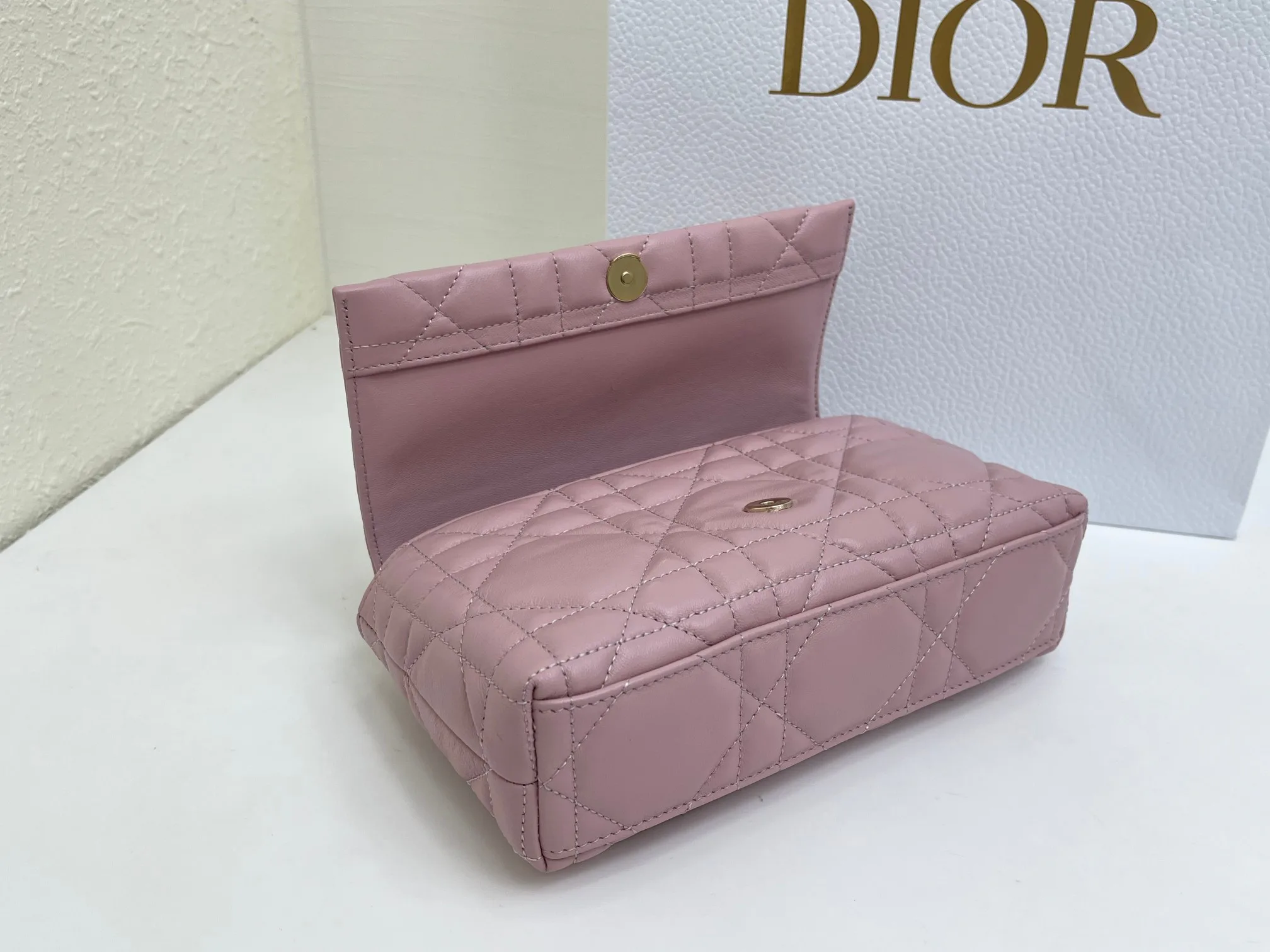 Women's Classic Handbags CHRISTIAN DIOR 17463898