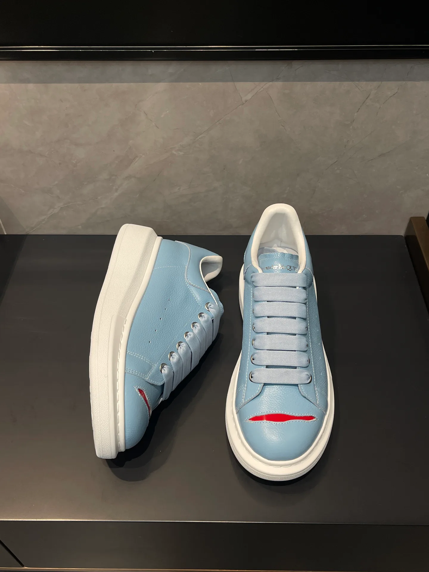 Women's Sneakers ALEXANDER MCQUEEN 18363939