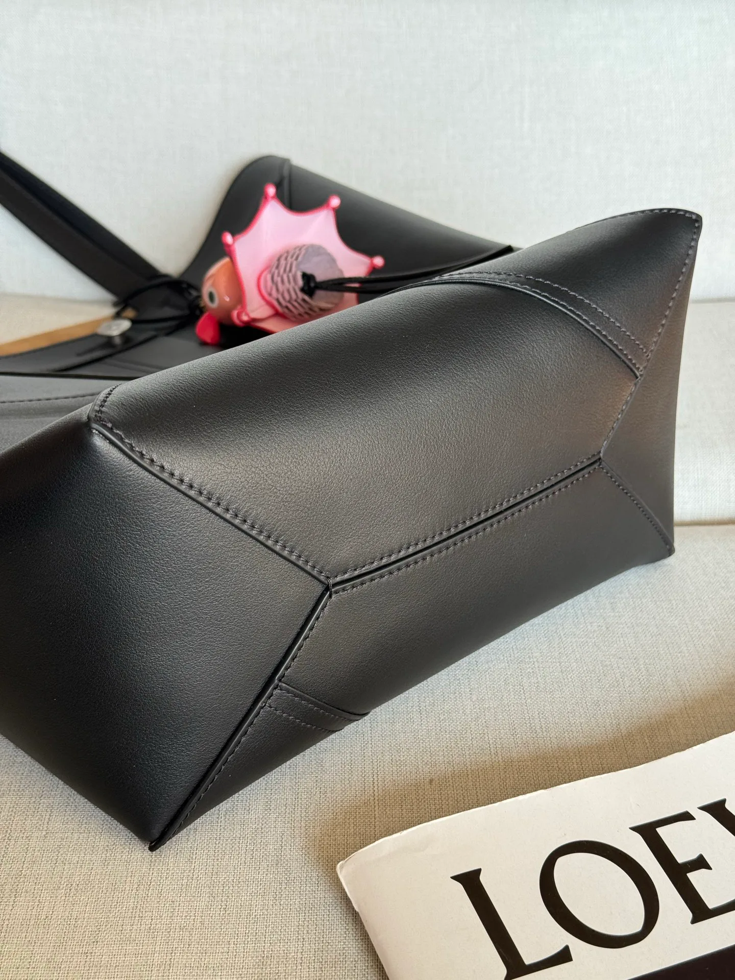 Women's Classic Handbags LOEWE 17937895