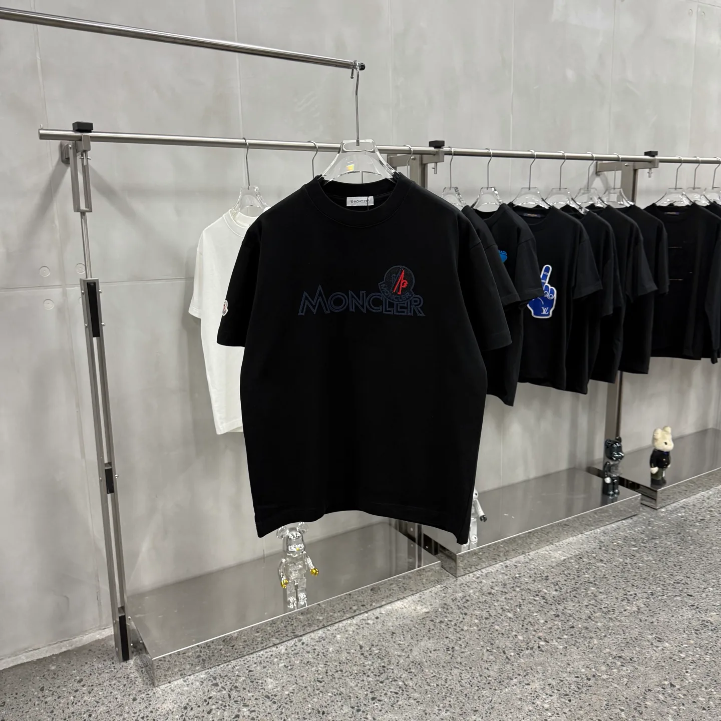 Men's T-Shirts MONCLER 18368632