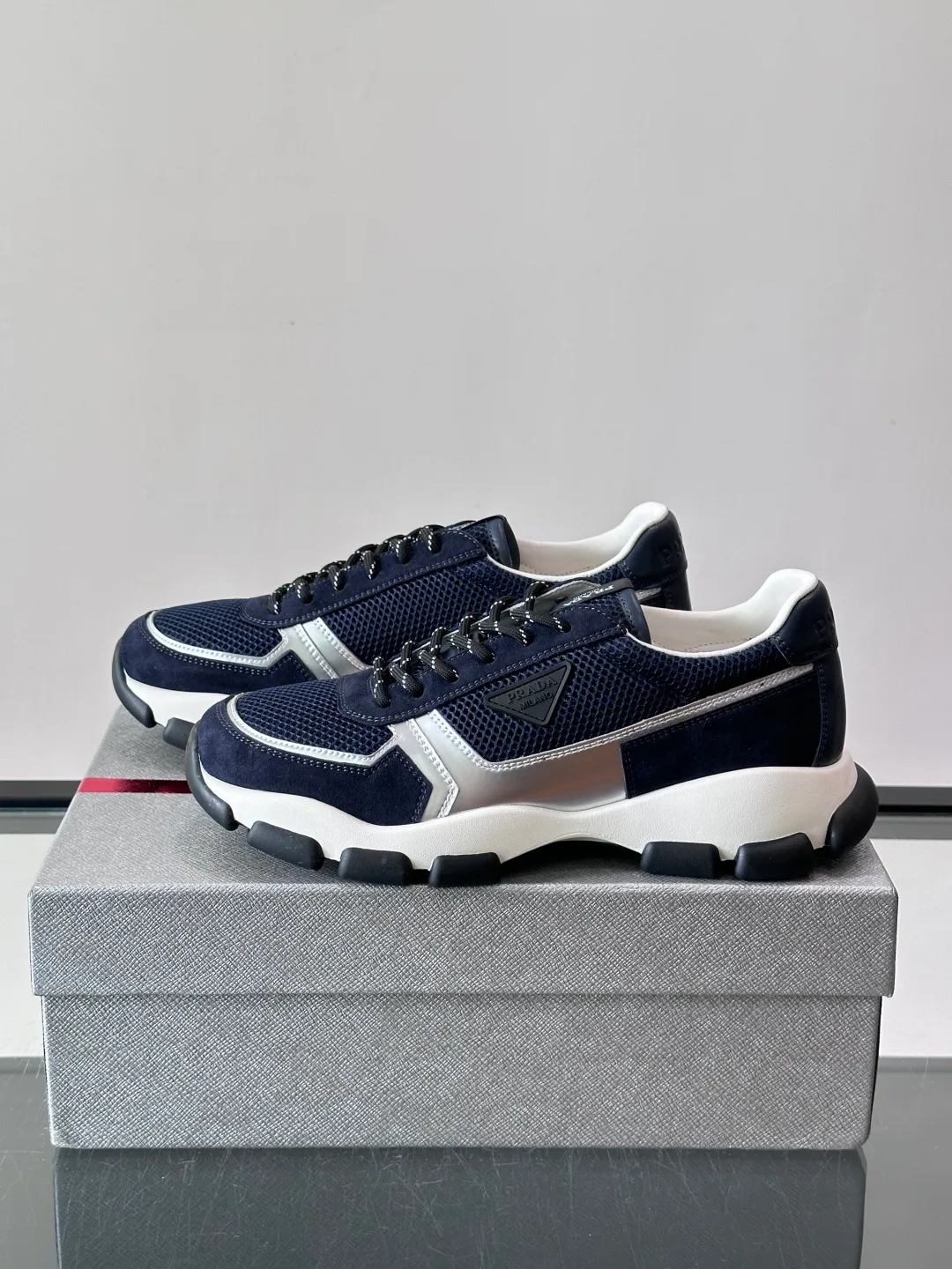 Men's Sneakers PRADA 18102778