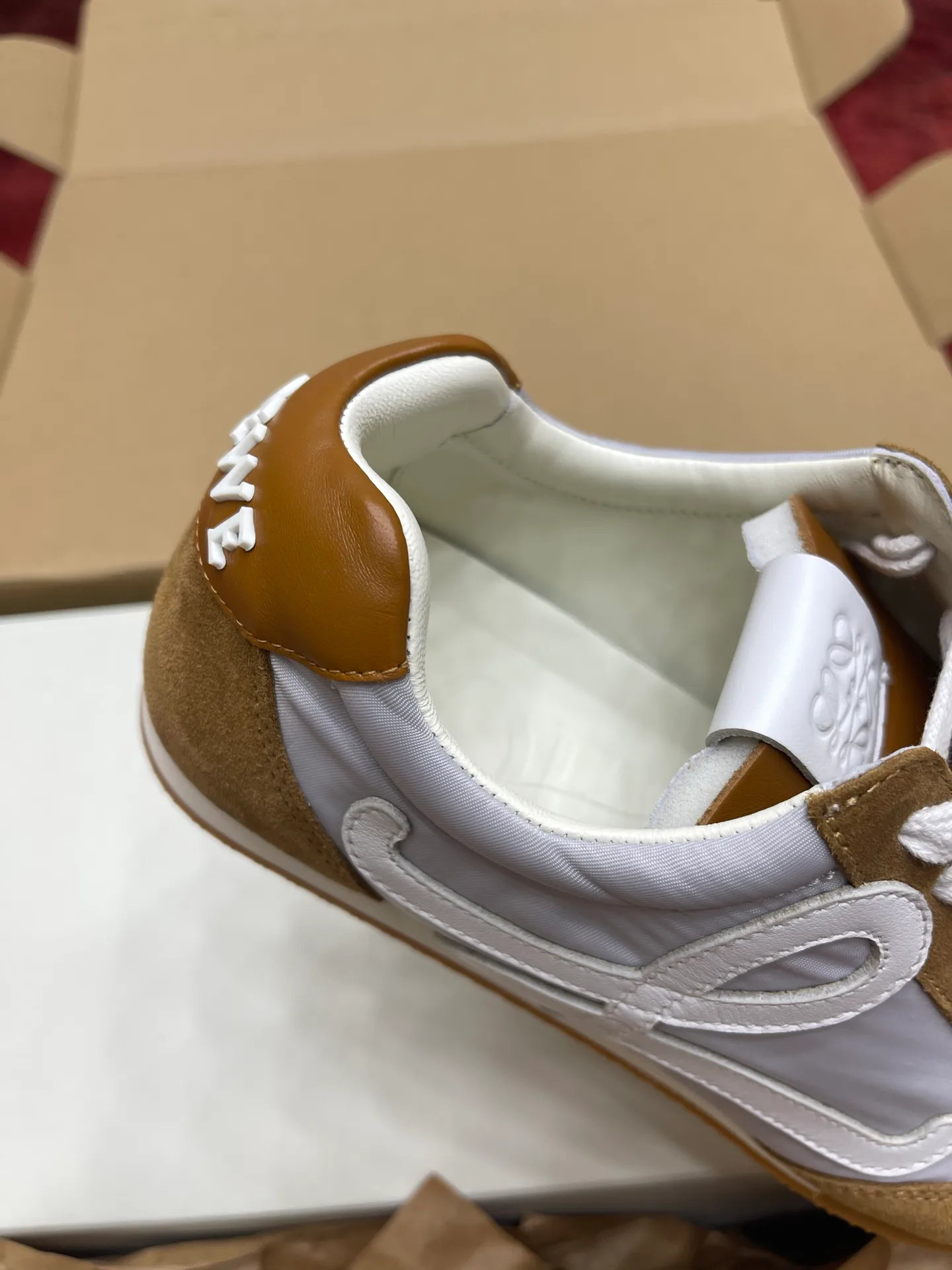 Women's Sneakers LOEWE 18191728