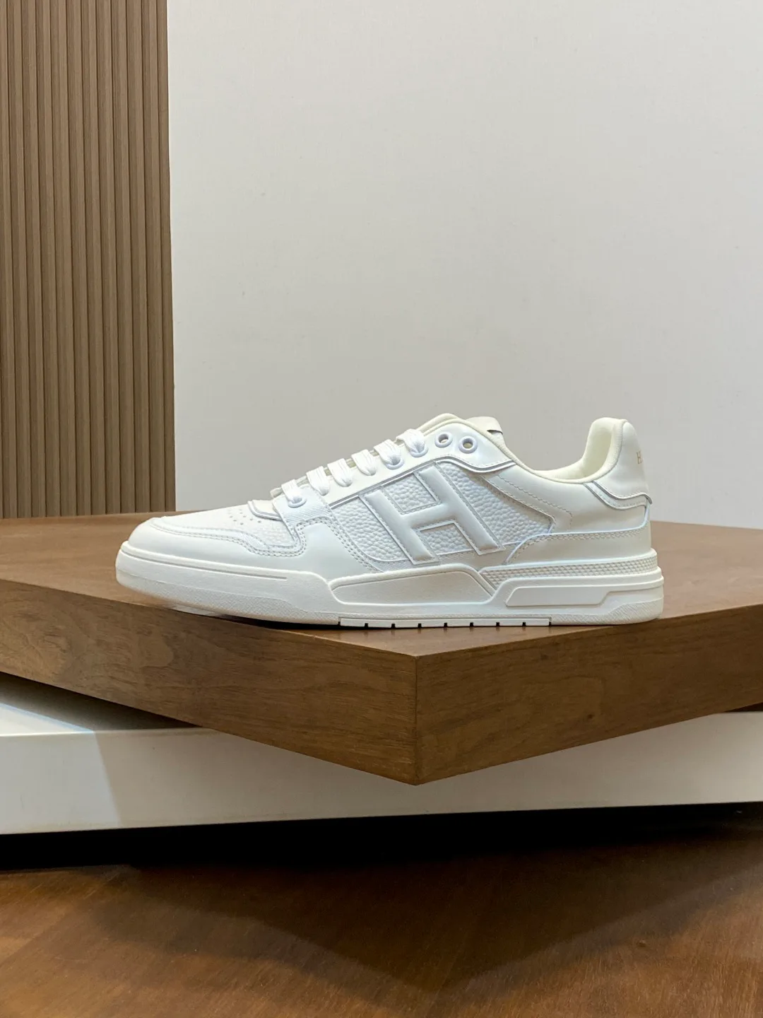 Men's Sneakers HERMES 18449145