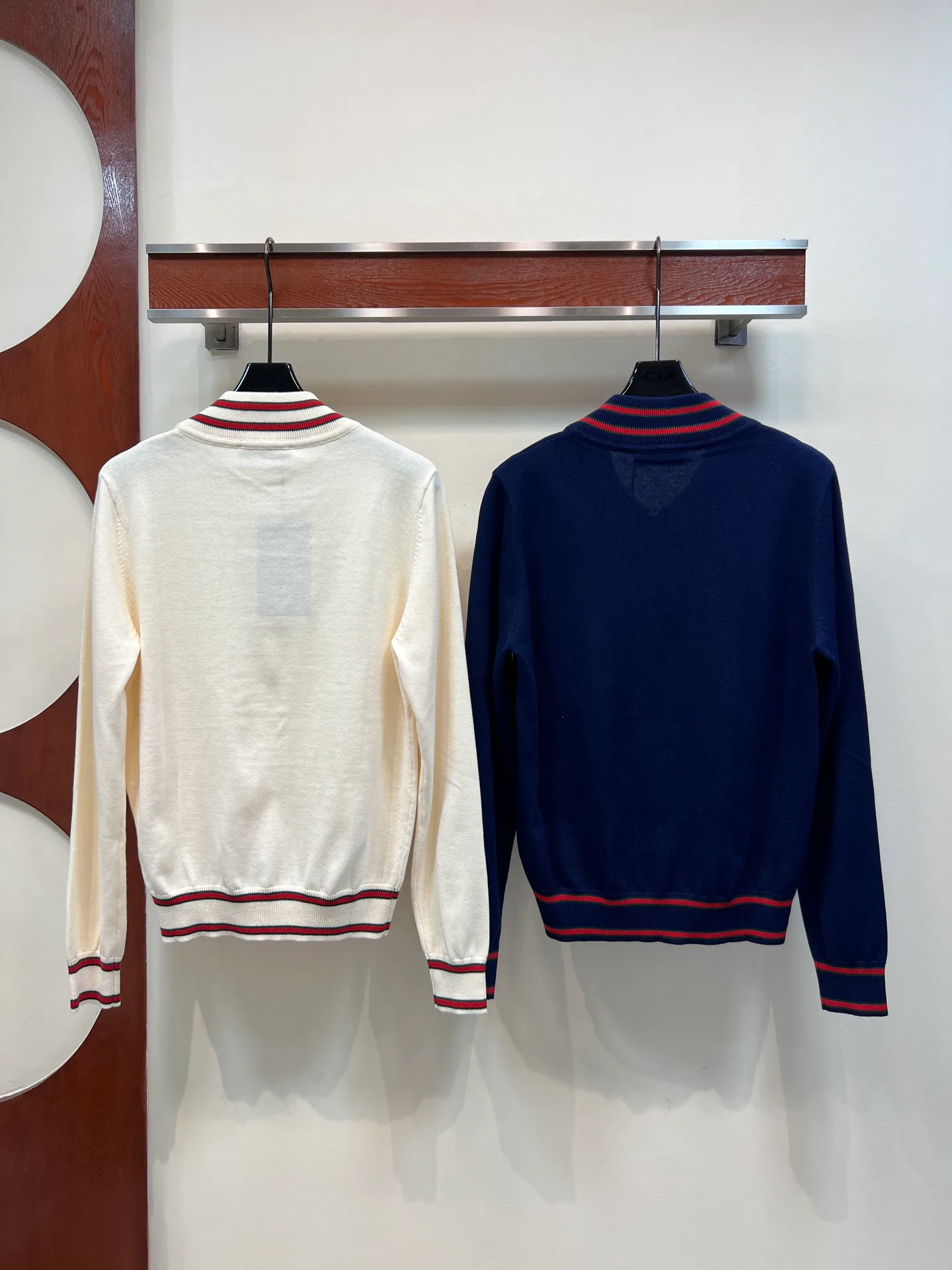 Women's Jumpers And Sweaters GUCCI 18407851