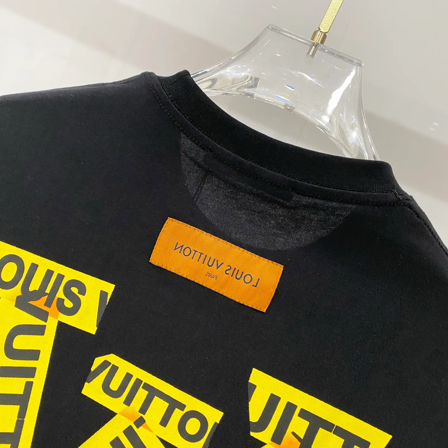 Men's T-Shirts LOUIS VUITTON 17820015