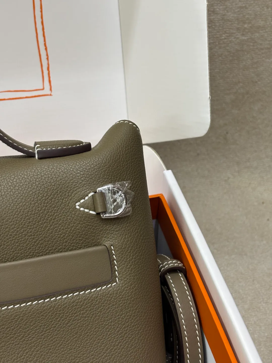 Women's Classic Handbags HERMES 17651562