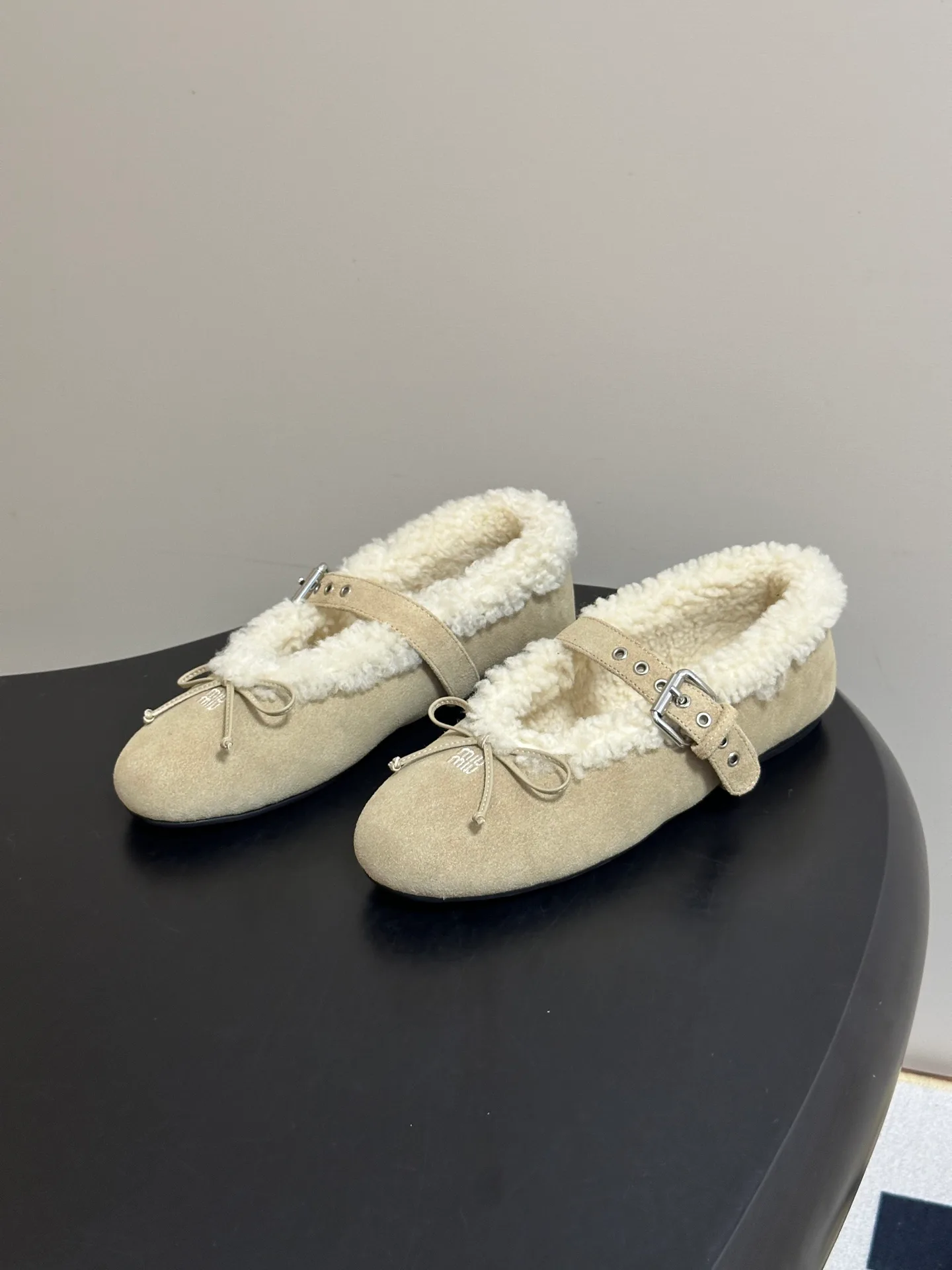 Women's Ballet Flats MIU MIU 18048974