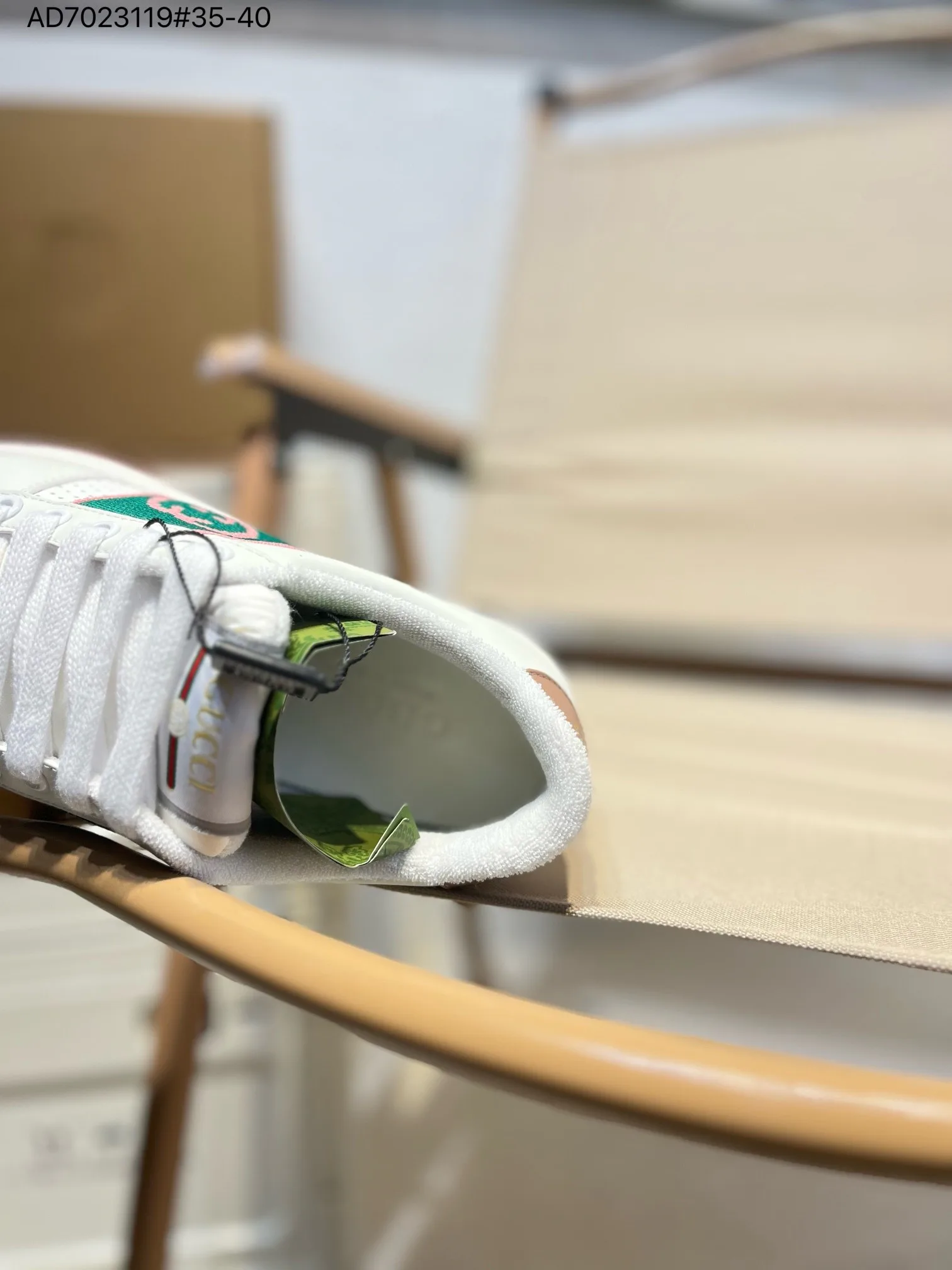 Women's Sneakers GUCCI 17620499