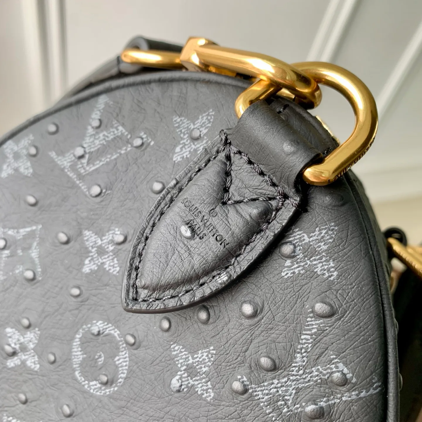 Women's Classic Handbags LOUIS VUITTON 18147440