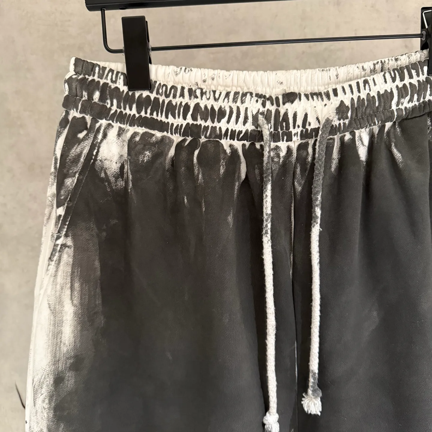 Men's Shorts BALENCIAGA 17436300