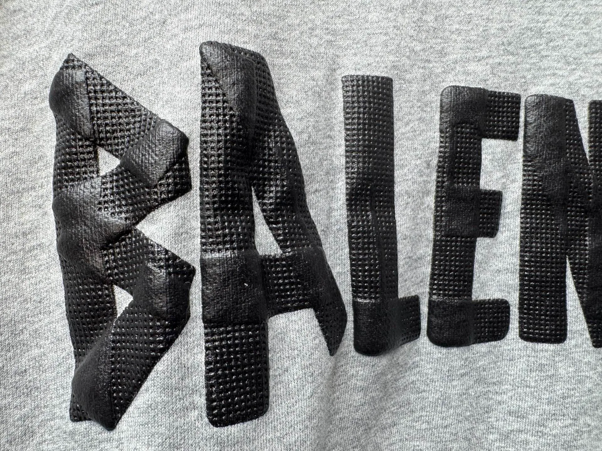Women's Sweatshirts And Hoodies BALENCIAGA 18182349