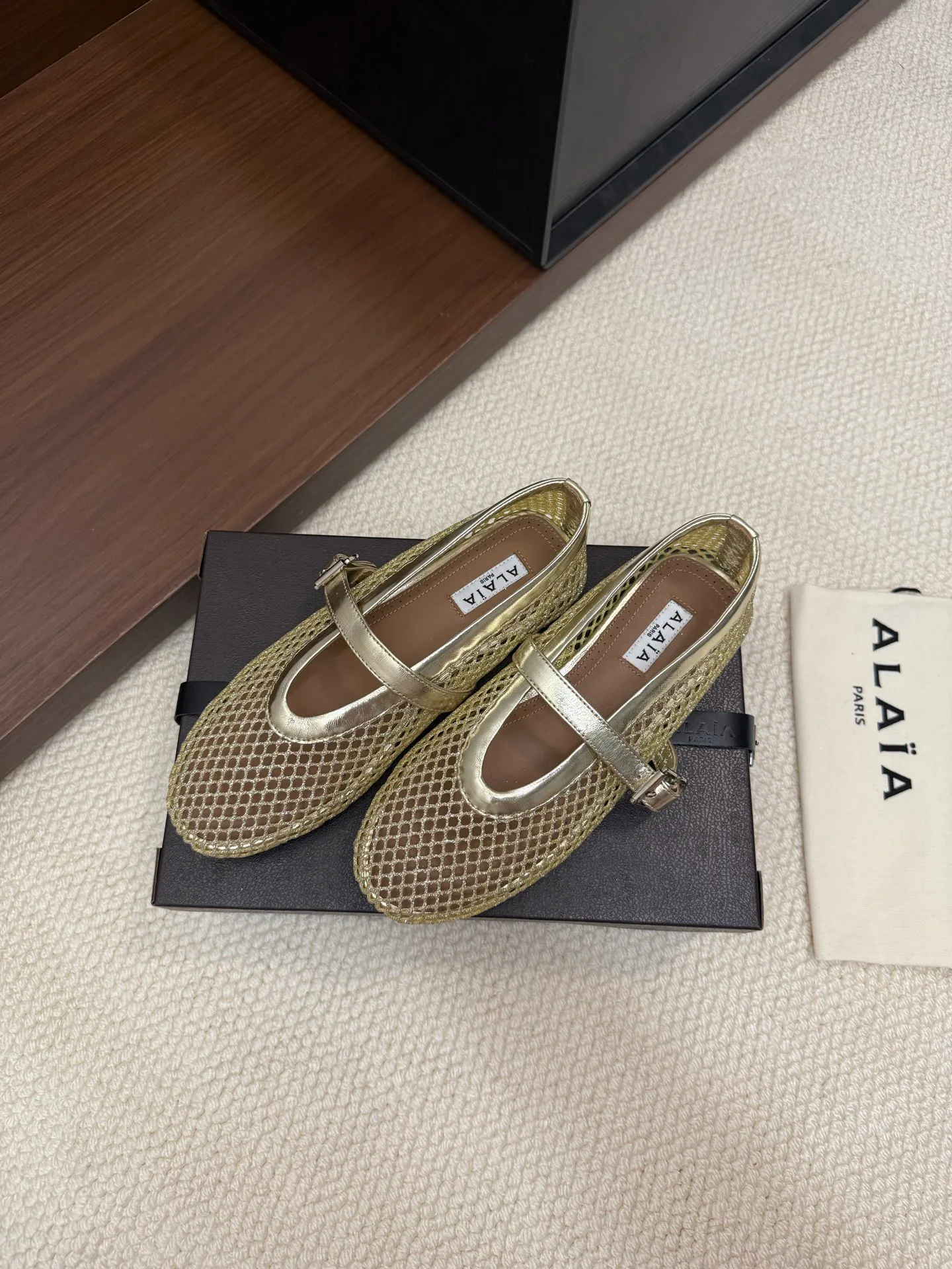 Women's Ballet Flats ALAIA 18042038