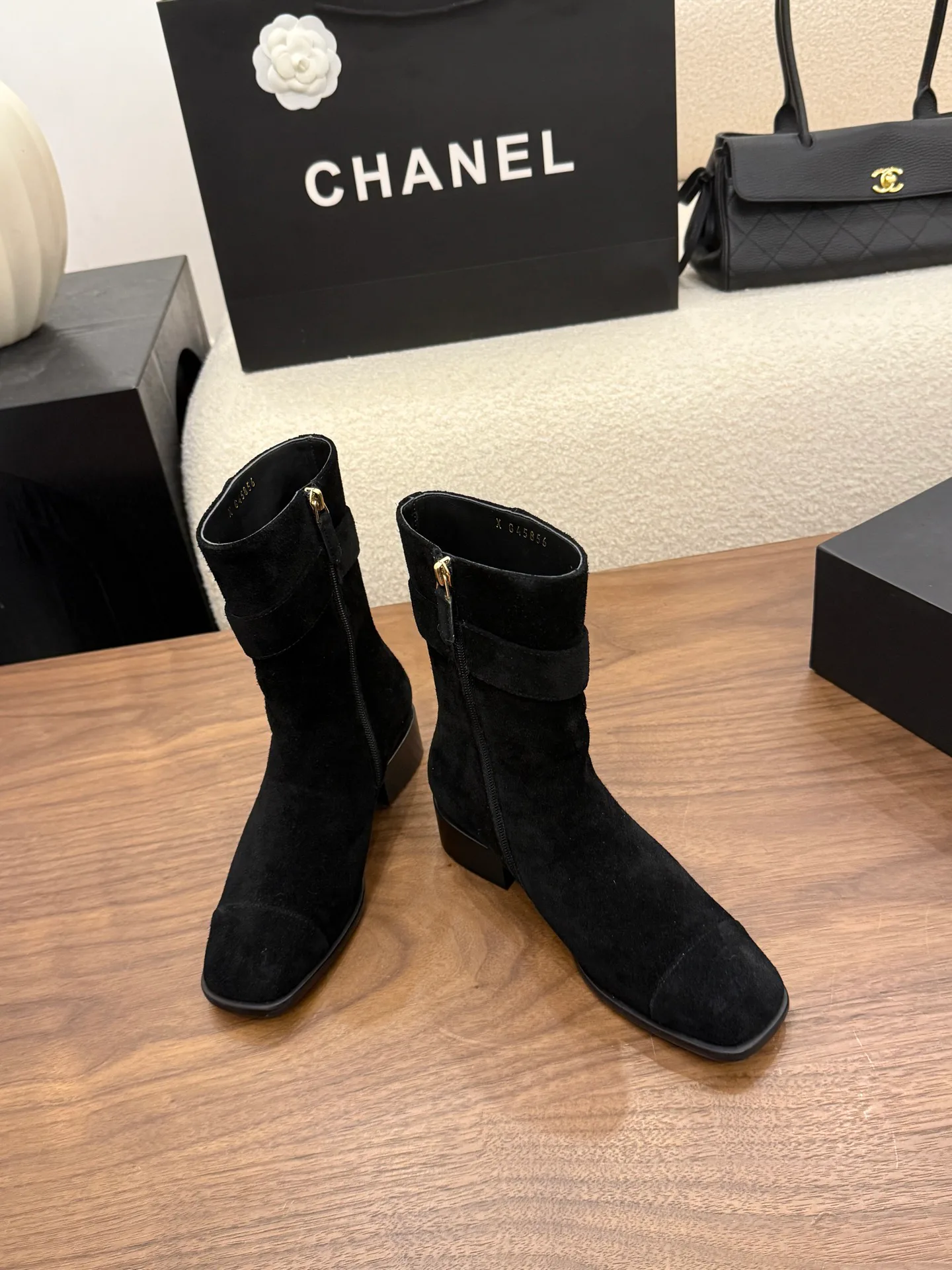 Women's Booties CHANEL 18323421
