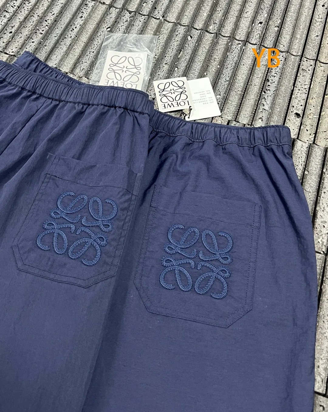 Men's Shorts LOEWE 17288594