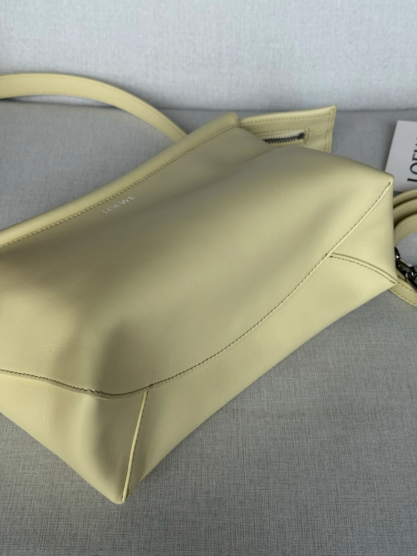 Классические Сумки Женские Loewe 18684087