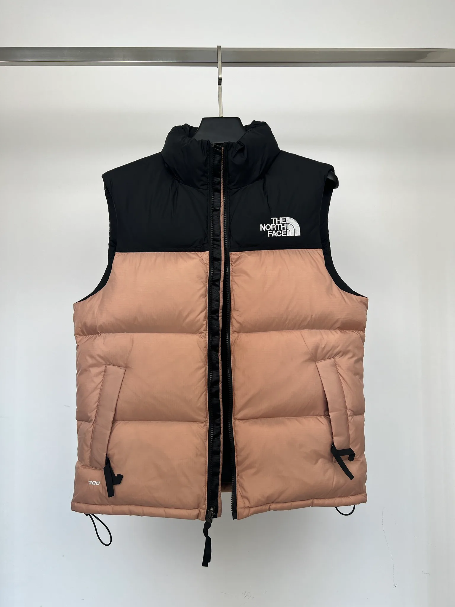 Women's Vests THE NORTH FACE 18416031