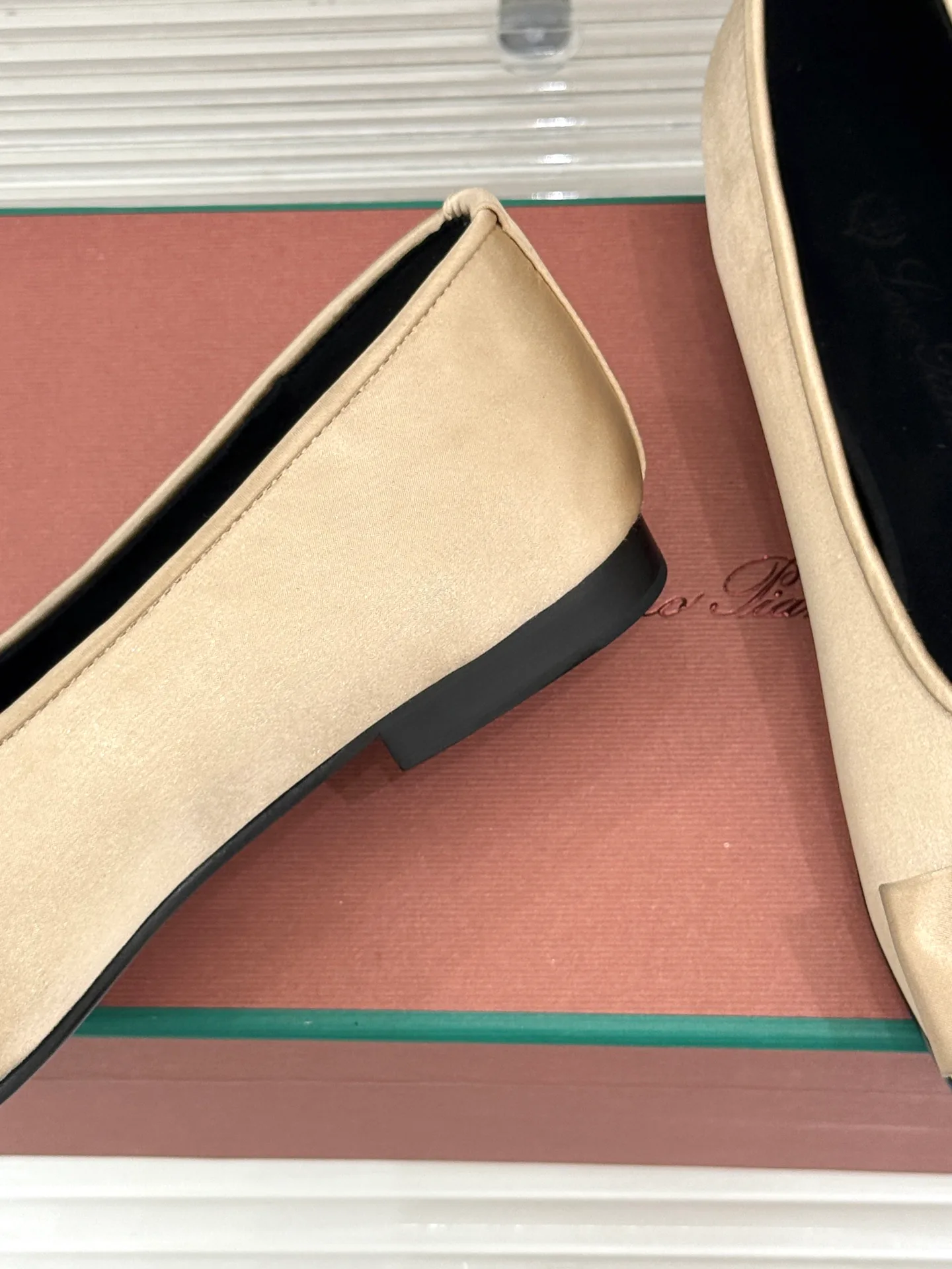 Women's Ballet Flats LORO PIANA 17646527