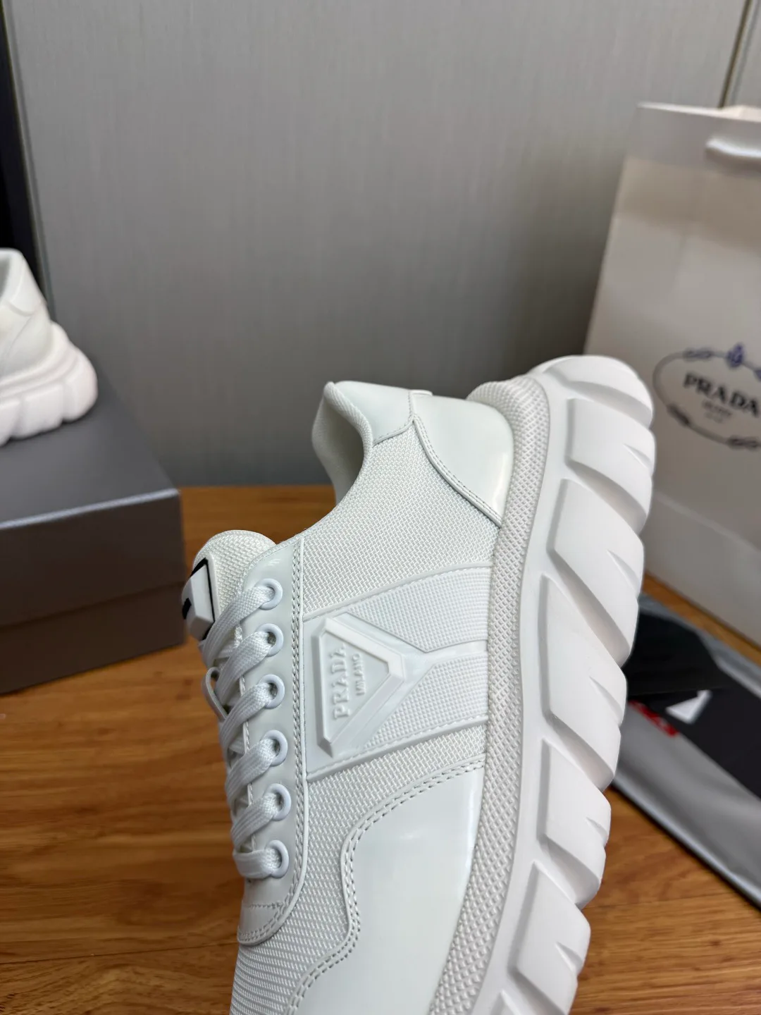 Men's Sneakers PRADA 17814114